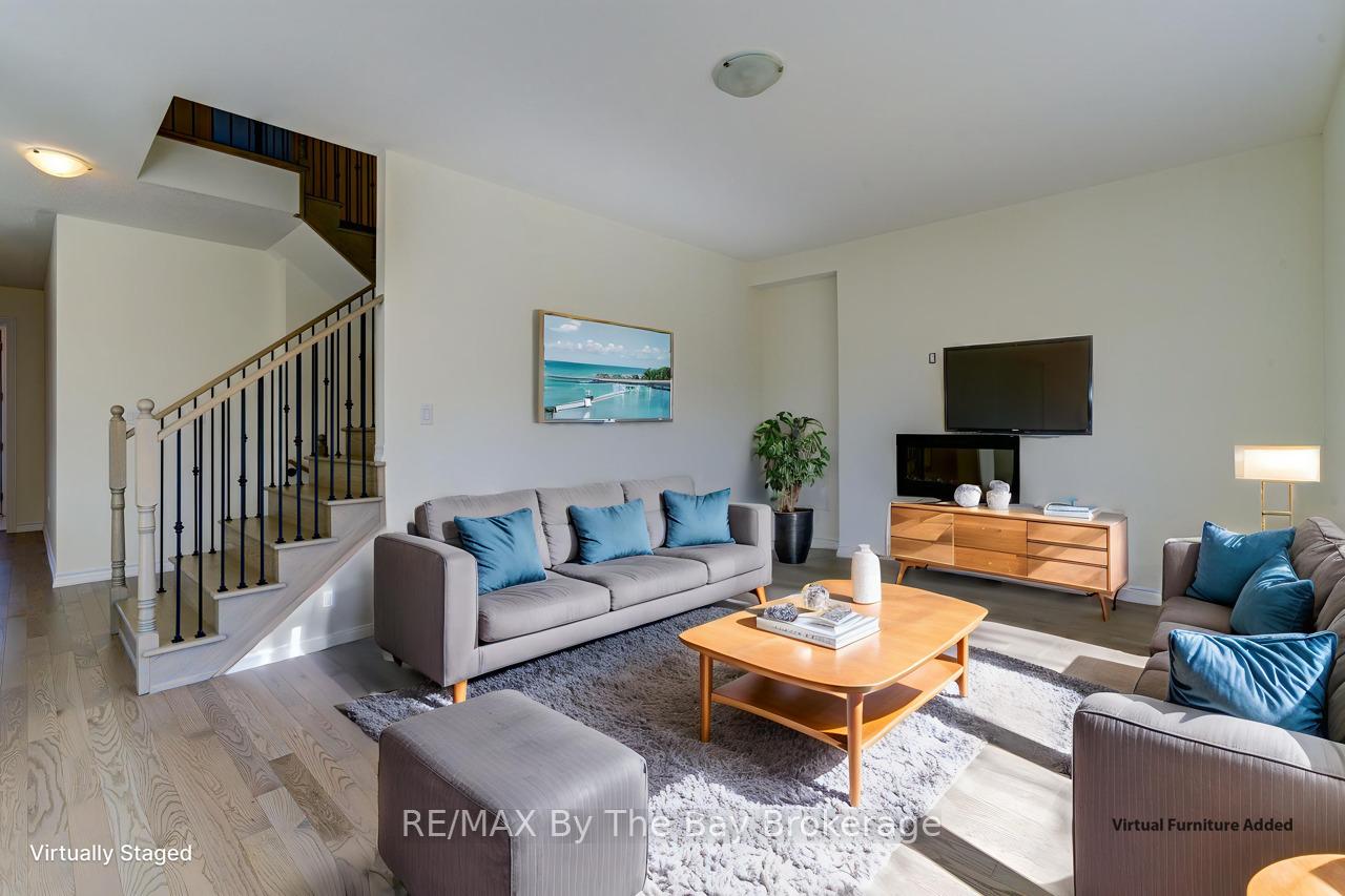 Photo 20 of 163 Rosanne Circle, Wasaga Beach — HOMEH
