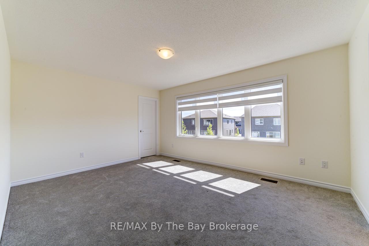 Photo 28 of 163 Rosanne Circle, Wasaga Beach — HOMEH