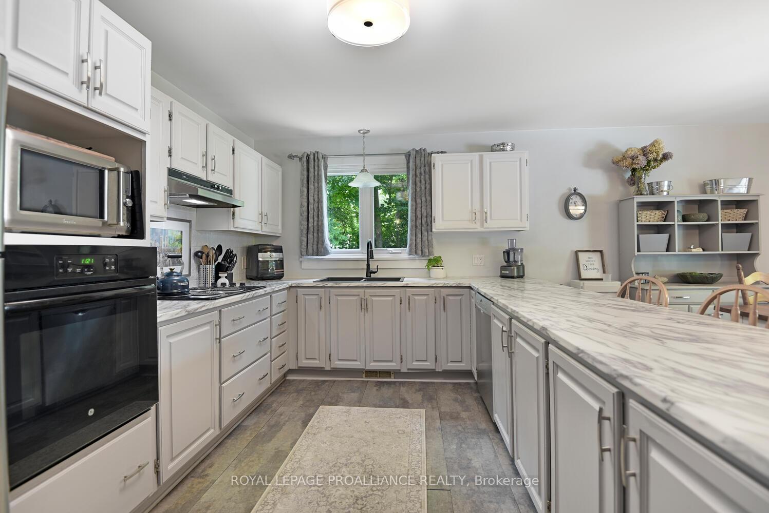Photo 11 of 16 Willow Drive, Augusta, Augusta Twp — HOMEH