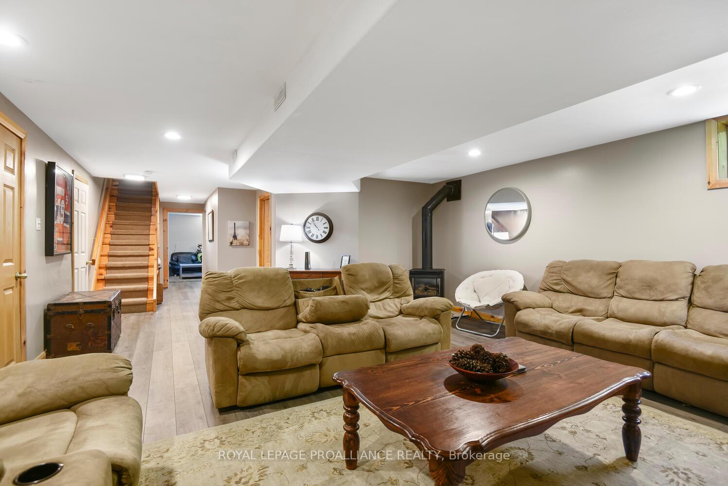 Photo 20 of 16 Willow Drive, Augusta, Augusta Twp — HOMEH