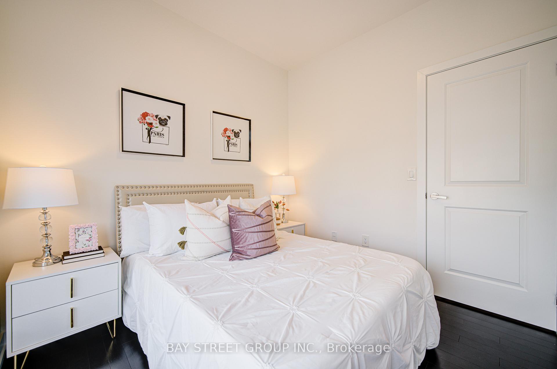 Photo 17 of 187 Salterton Circle, Vaughan, Maple — HOMEH