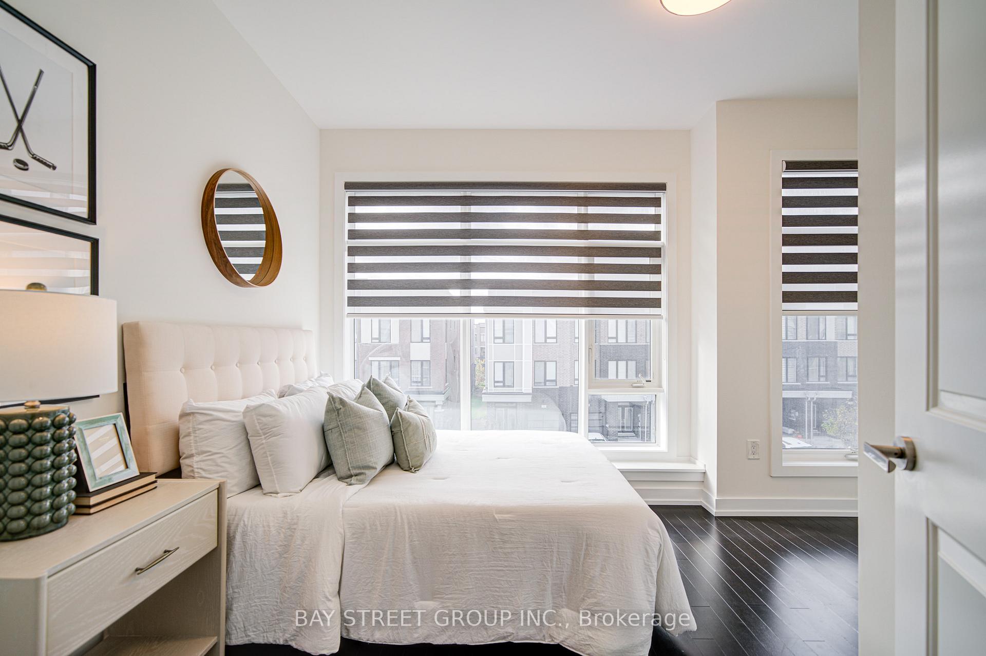 Photo 19 of 187 Salterton Circle, Vaughan, Maple — HOMEH