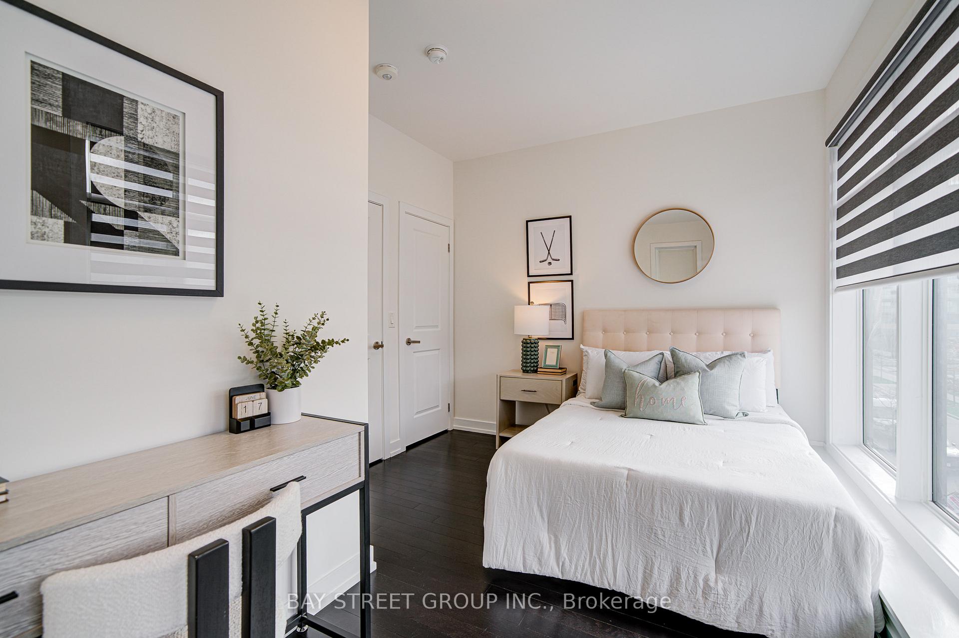 Photo 21 of 187 Salterton Circle, Vaughan, Maple — HOMEH