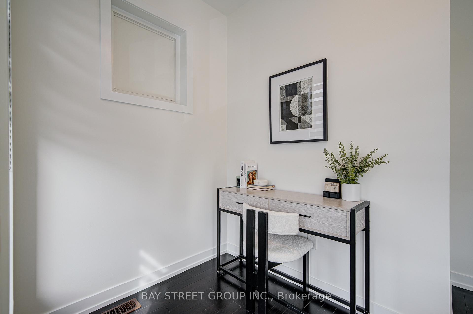 Photo 22 of 187 Salterton Circle, Vaughan, Maple — HOMEH