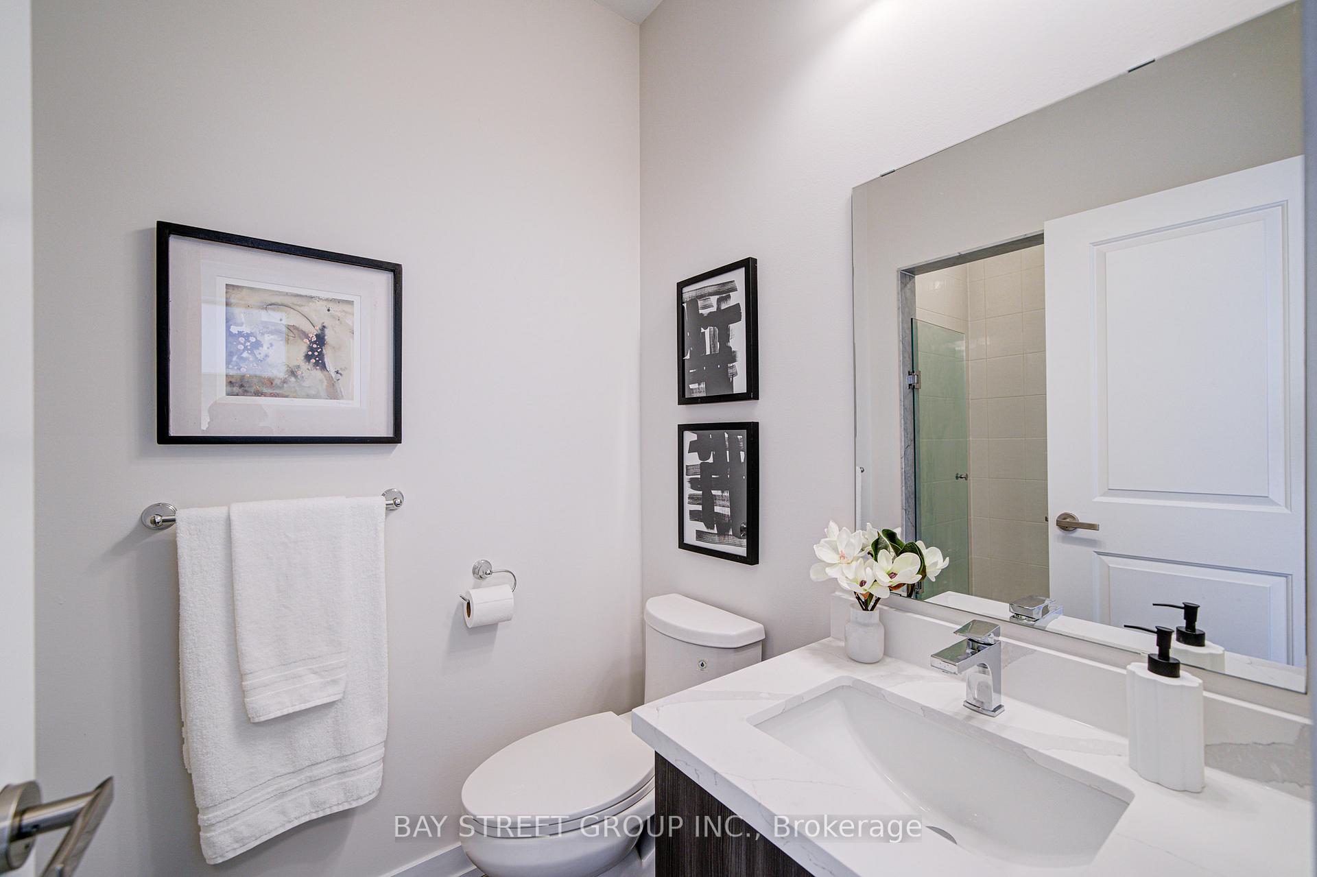 Photo 25 of 187 Salterton Circle, Vaughan, Maple — HOMEH