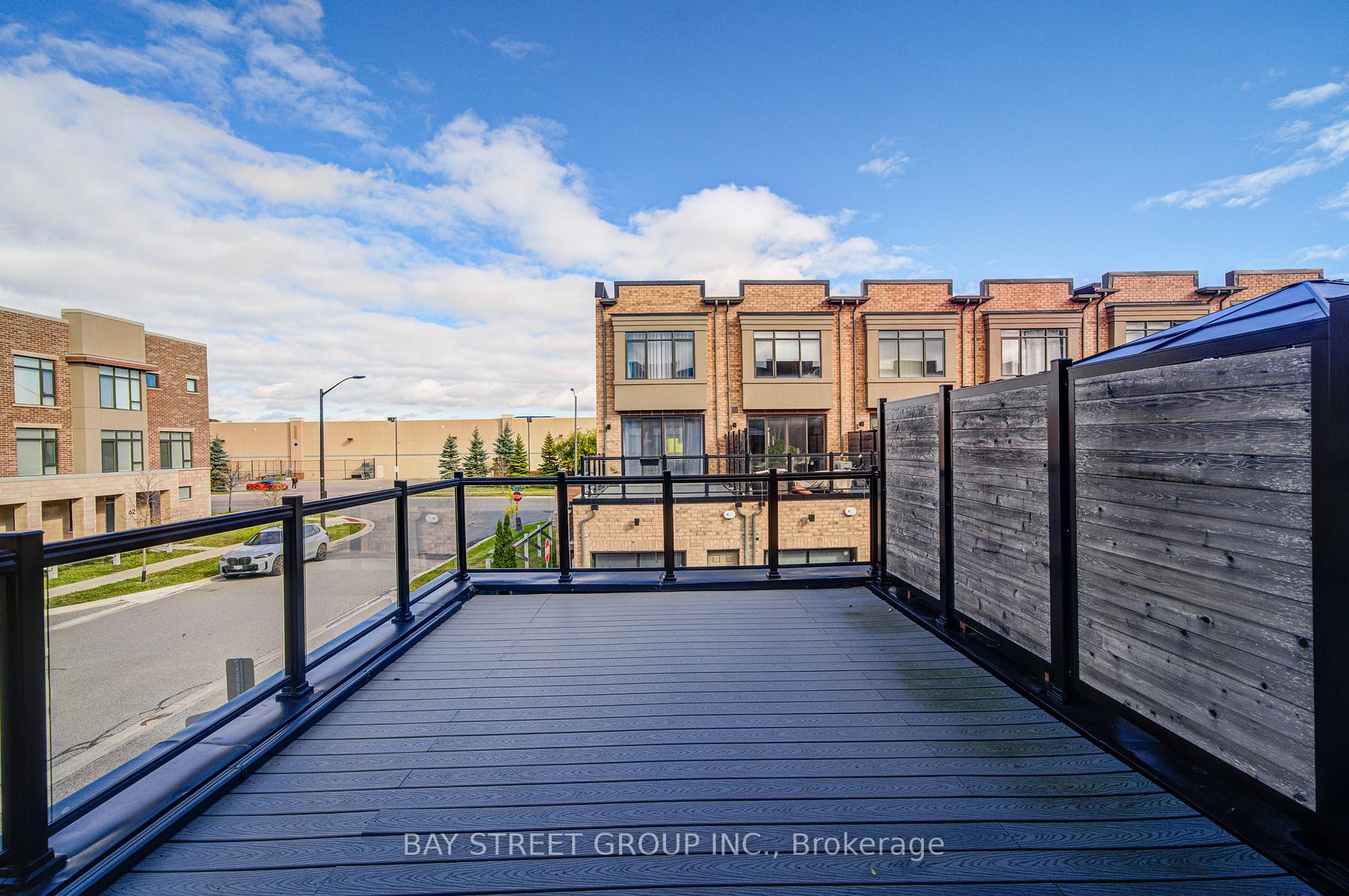 Photo 28 of 187 Salterton Circle, Vaughan, Maple — HOMEH