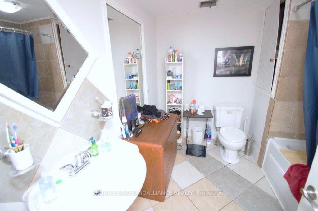Photo 5 of 206 College Street E, Belleville, Belleville Ward — HOMEH