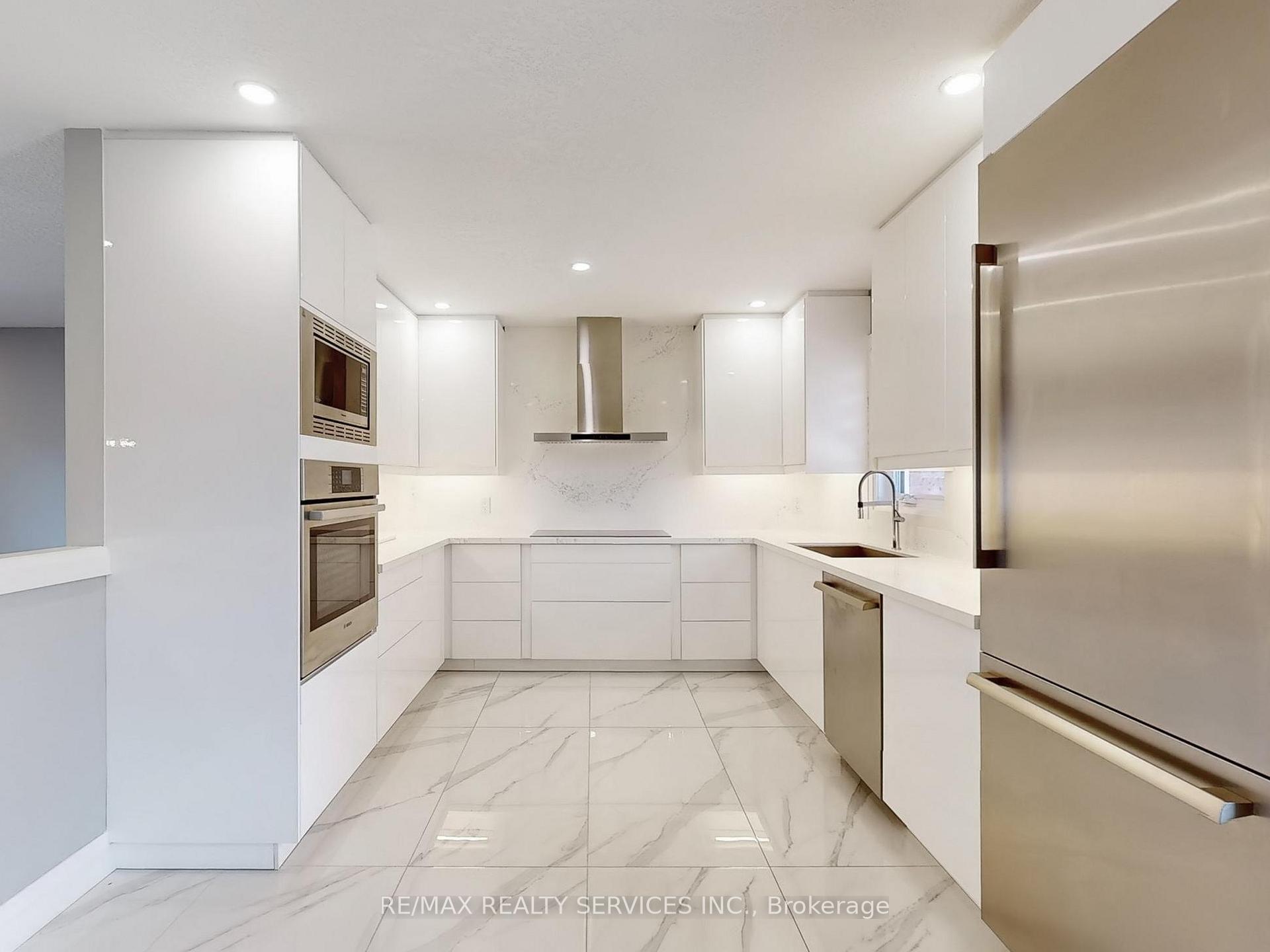 Photo 11 of 35 Innisbrook Drive, Wasaga Beach — HOMEH