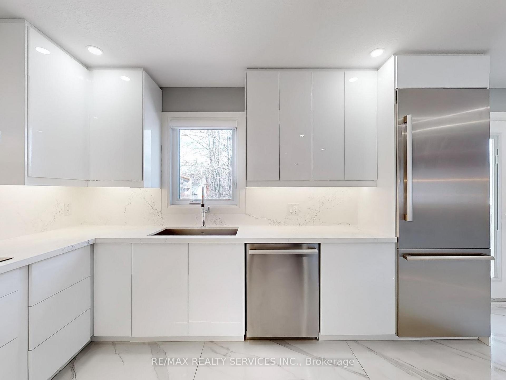 Photo 15 of 35 Innisbrook Drive, Wasaga Beach — HOMEH