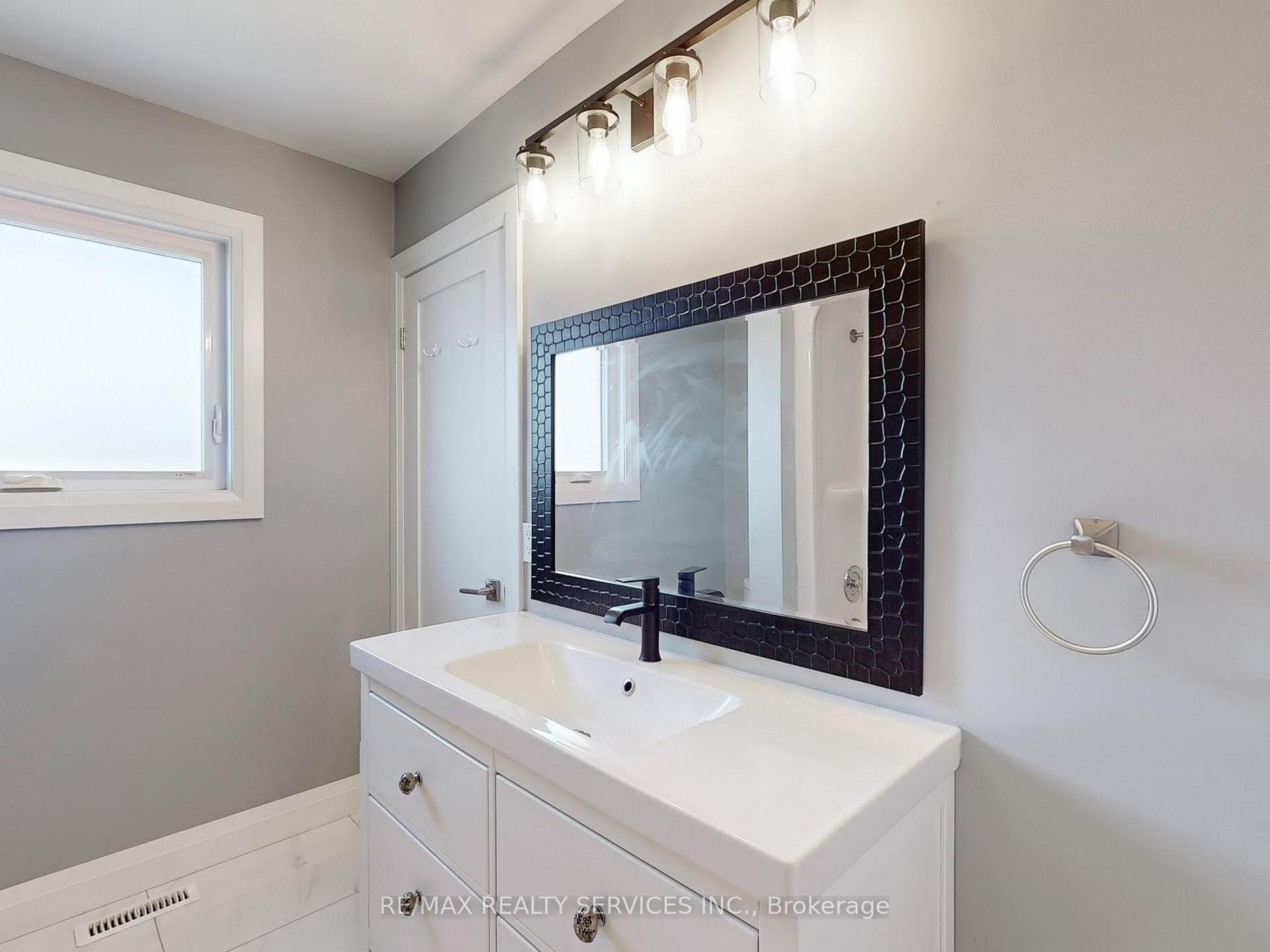 Photo 23 of 35 Innisbrook Drive, Wasaga Beach — HOMEH