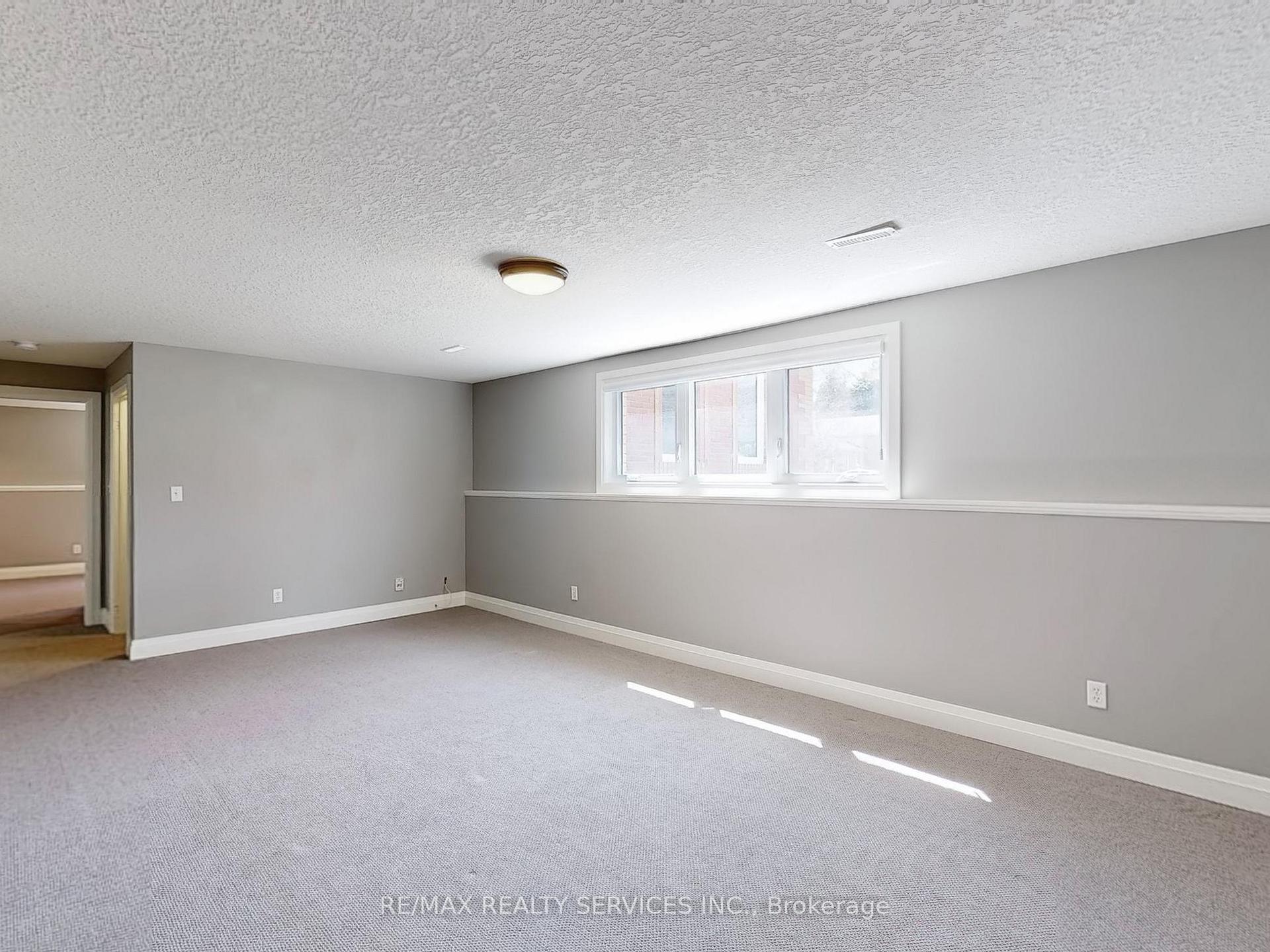 Photo 32 of 35 Innisbrook Drive, Wasaga Beach — HOMEH