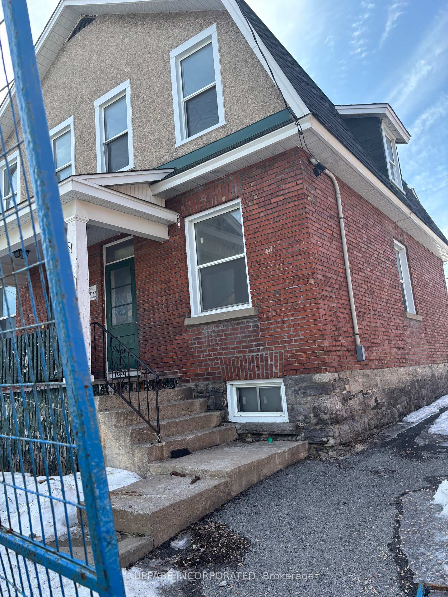 Photo 4 of 228-230 Carruthers Avenue, Ottawa, Hintonburg — HOMEH