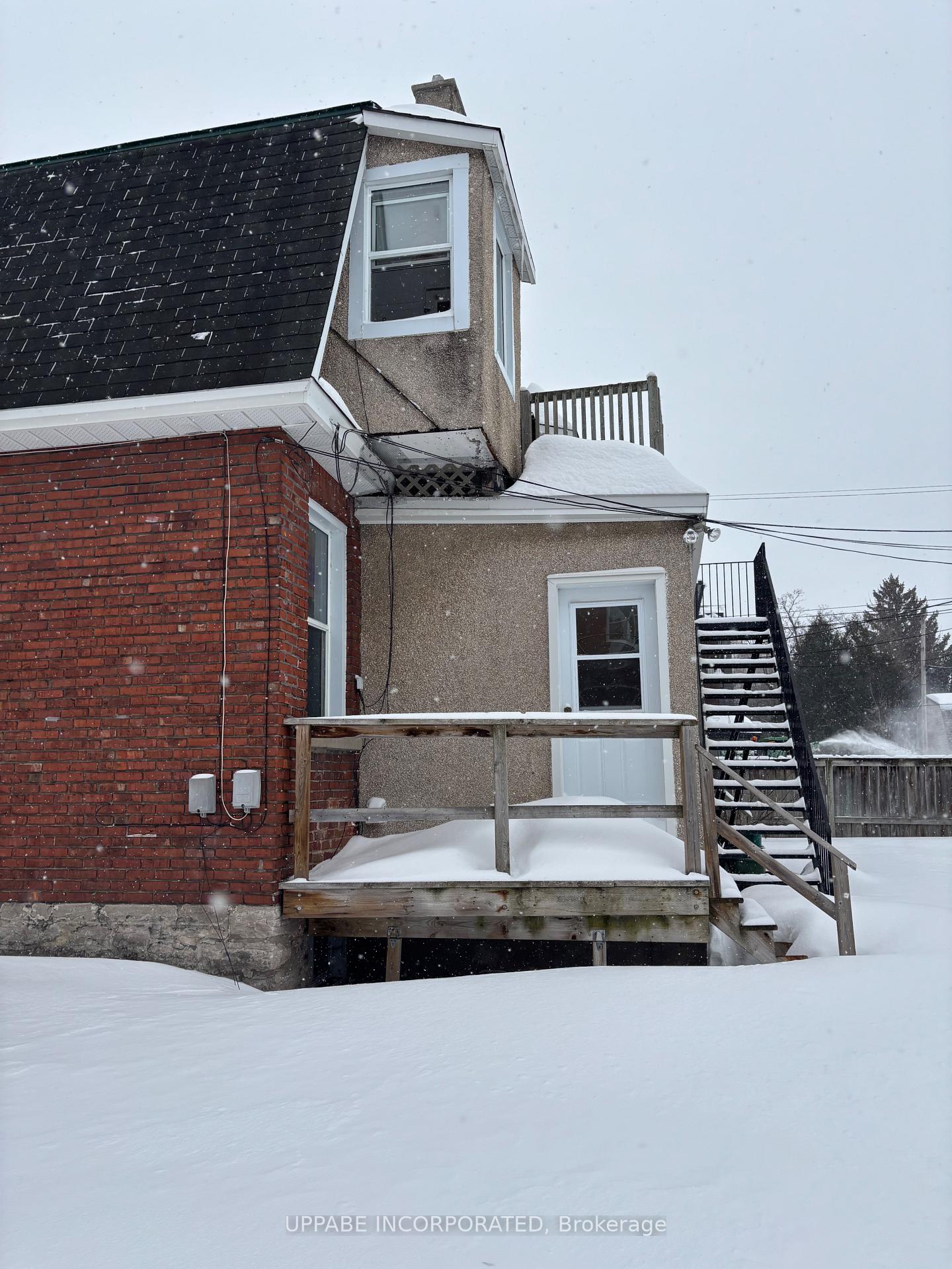 Photo 7 of 228-230 Carruthers Avenue, Ottawa, Hintonburg — HOMEH