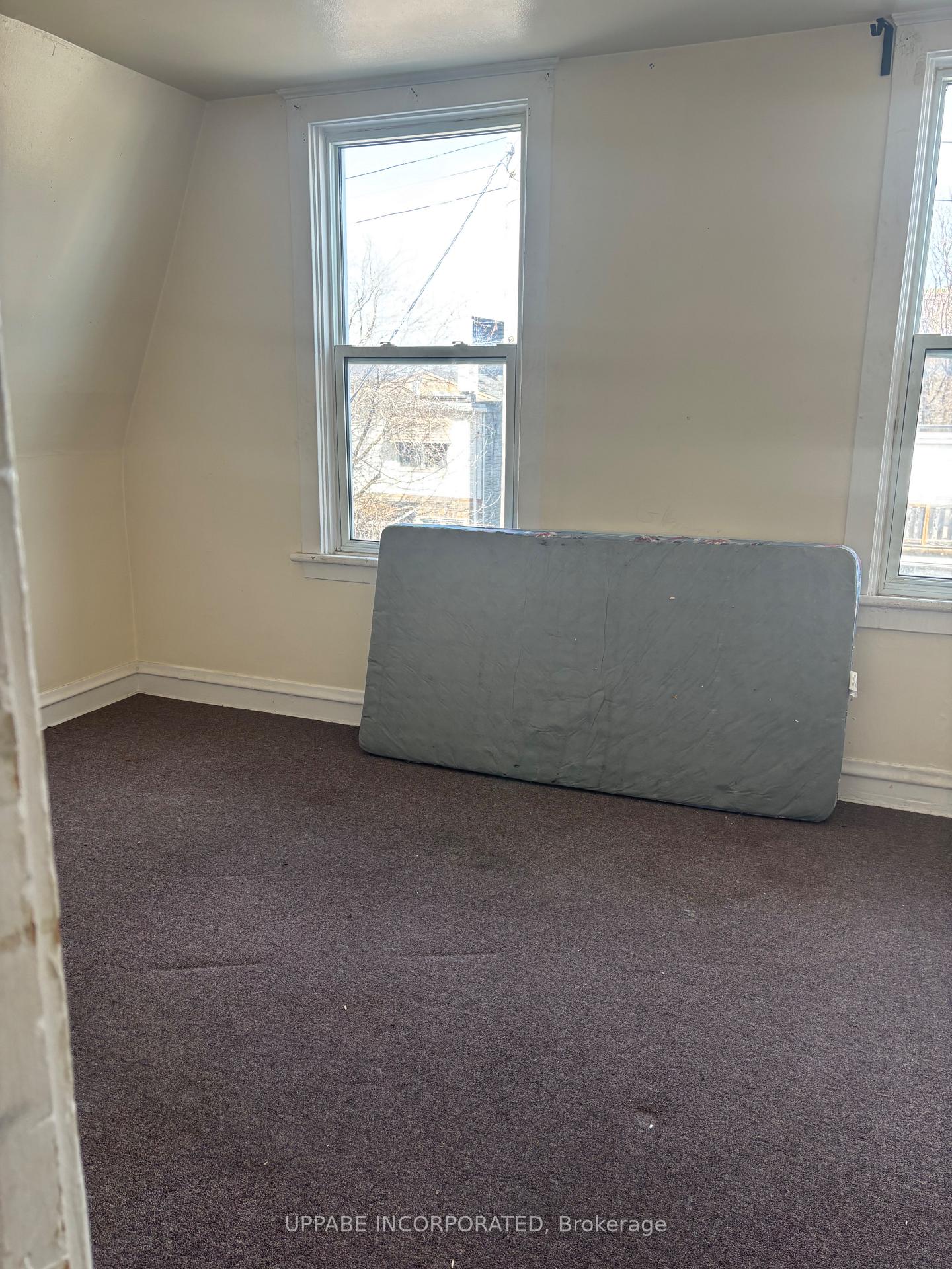 Photo 29 of 228-230 Carruthers Avenue, Ottawa, Hintonburg — HOMEH