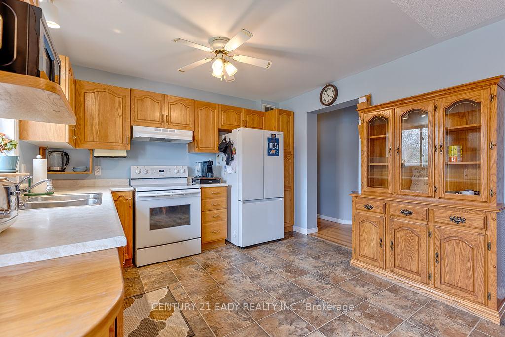 Photo 20 of 12 Grattan Road, Bonnechere Valley, Eganville/Bonnechere Twp — HOMEH