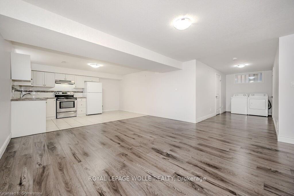 Photo 9 of Unit B, 286 Carriage Way, Waterloo — HOMEH