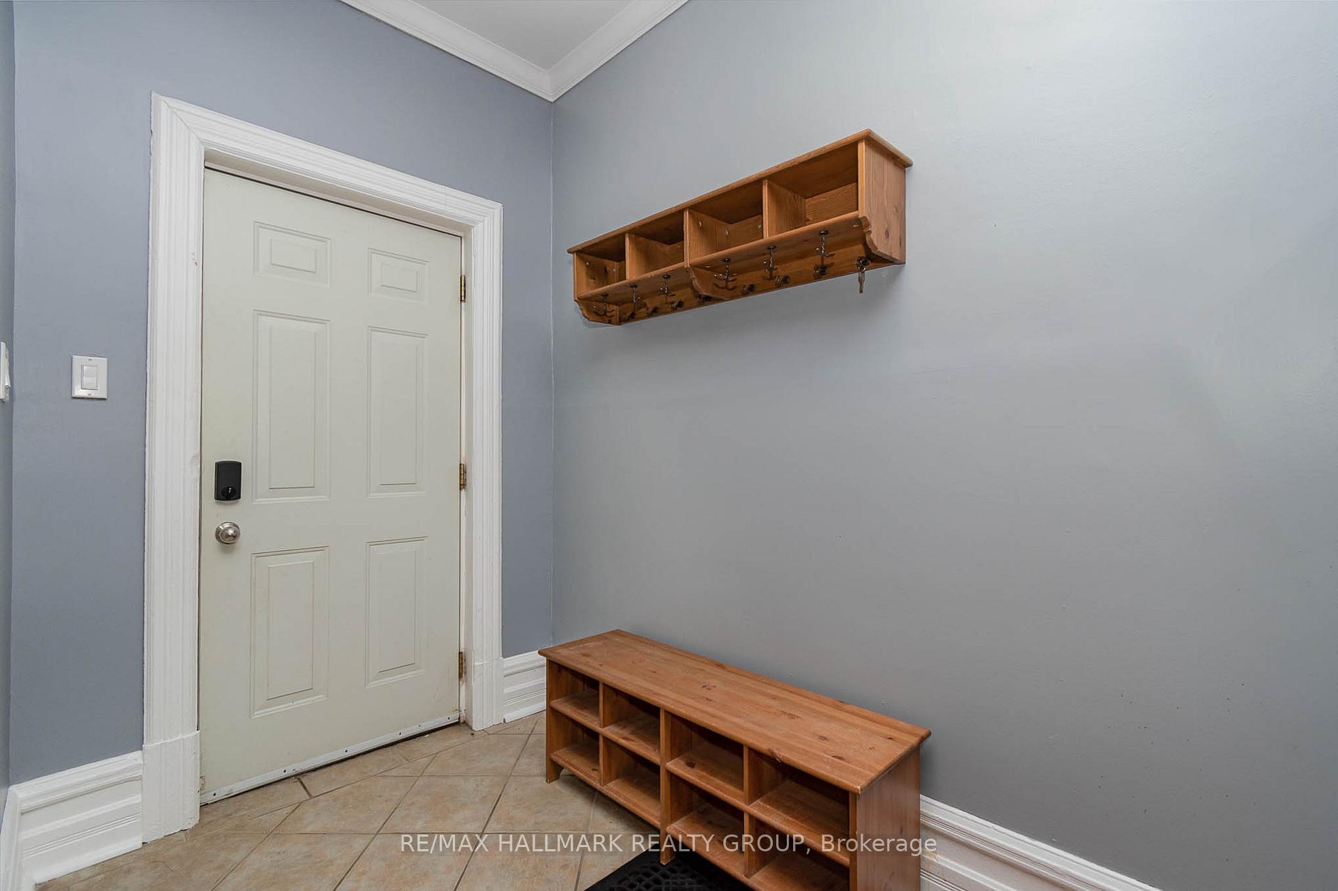 Photo 4 of 243 Booth Street, Ottawa, West Centre Town — HOMEH