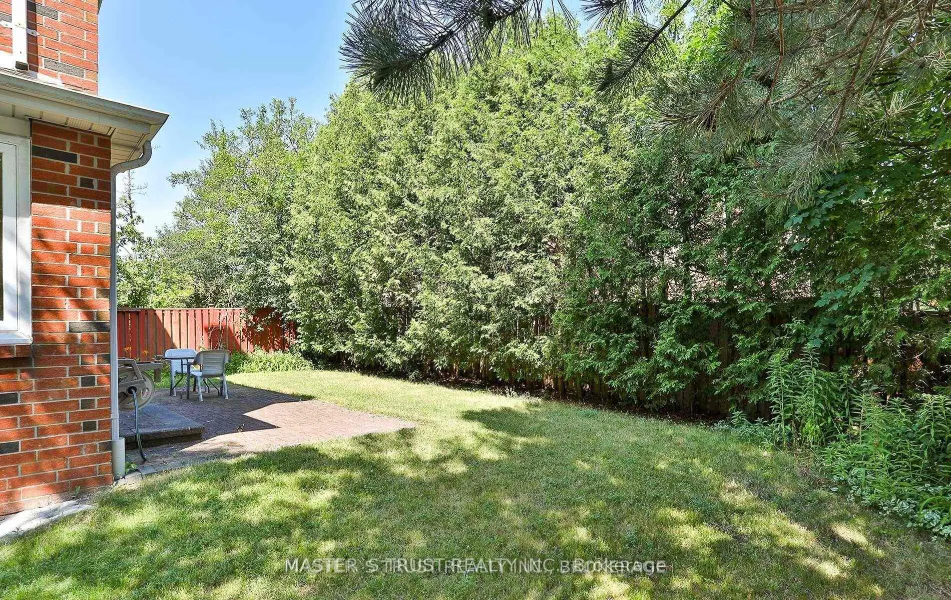 Photo 3 of 124 Heatherton Way, Vaughan, Crestwood-Springfarm-Yorkhill — HOMEH