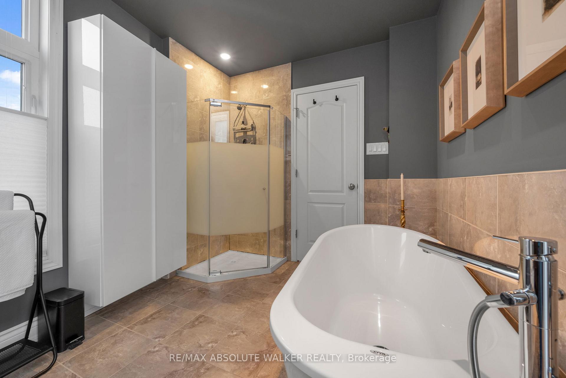 Photo 24 of Unit B, 744 Gladstone Avenue, Ottawa, West Centre Town — HOMEH