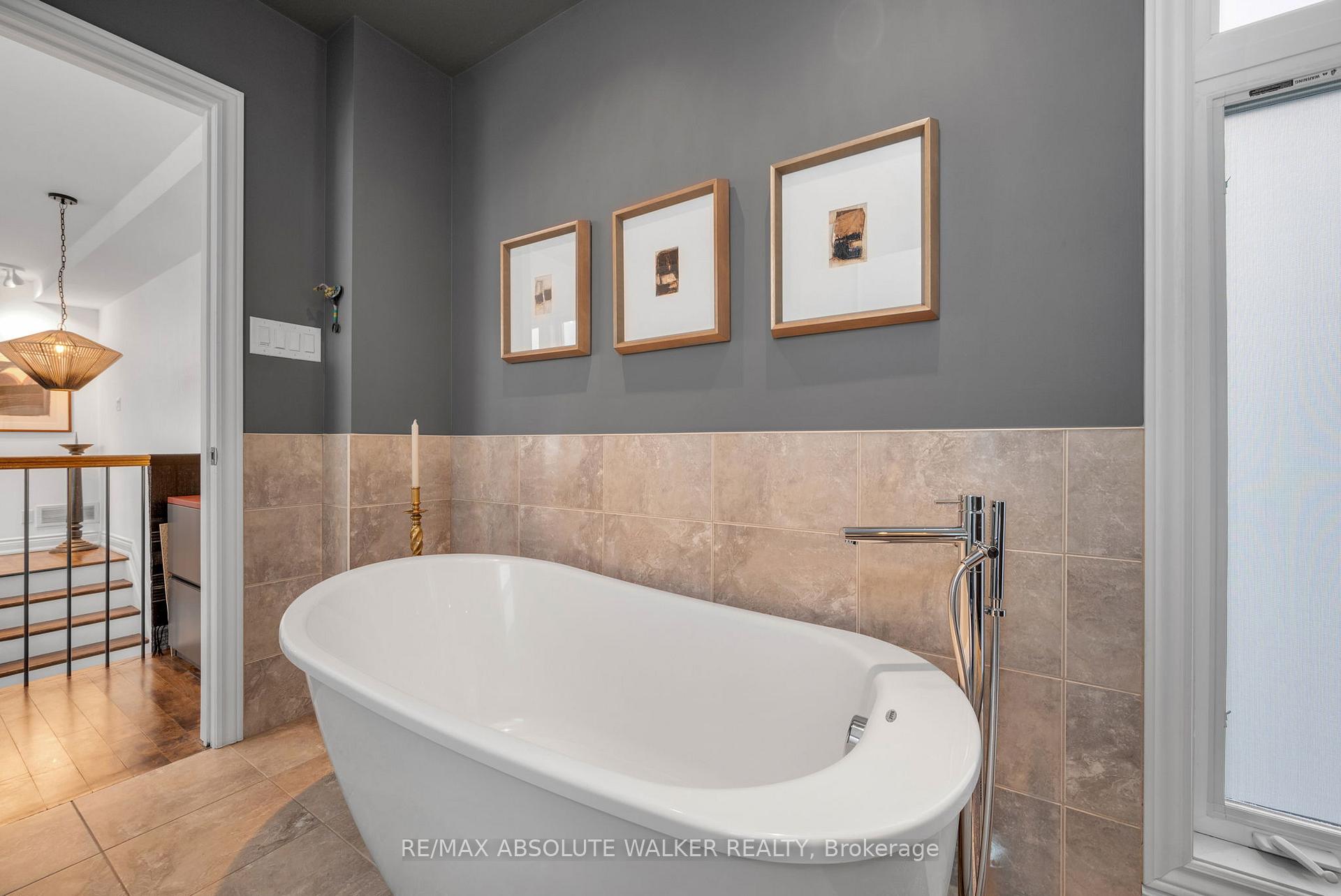 Photo 25 of Unit B, 744 Gladstone Avenue, Ottawa, West Centre Town — HOMEH