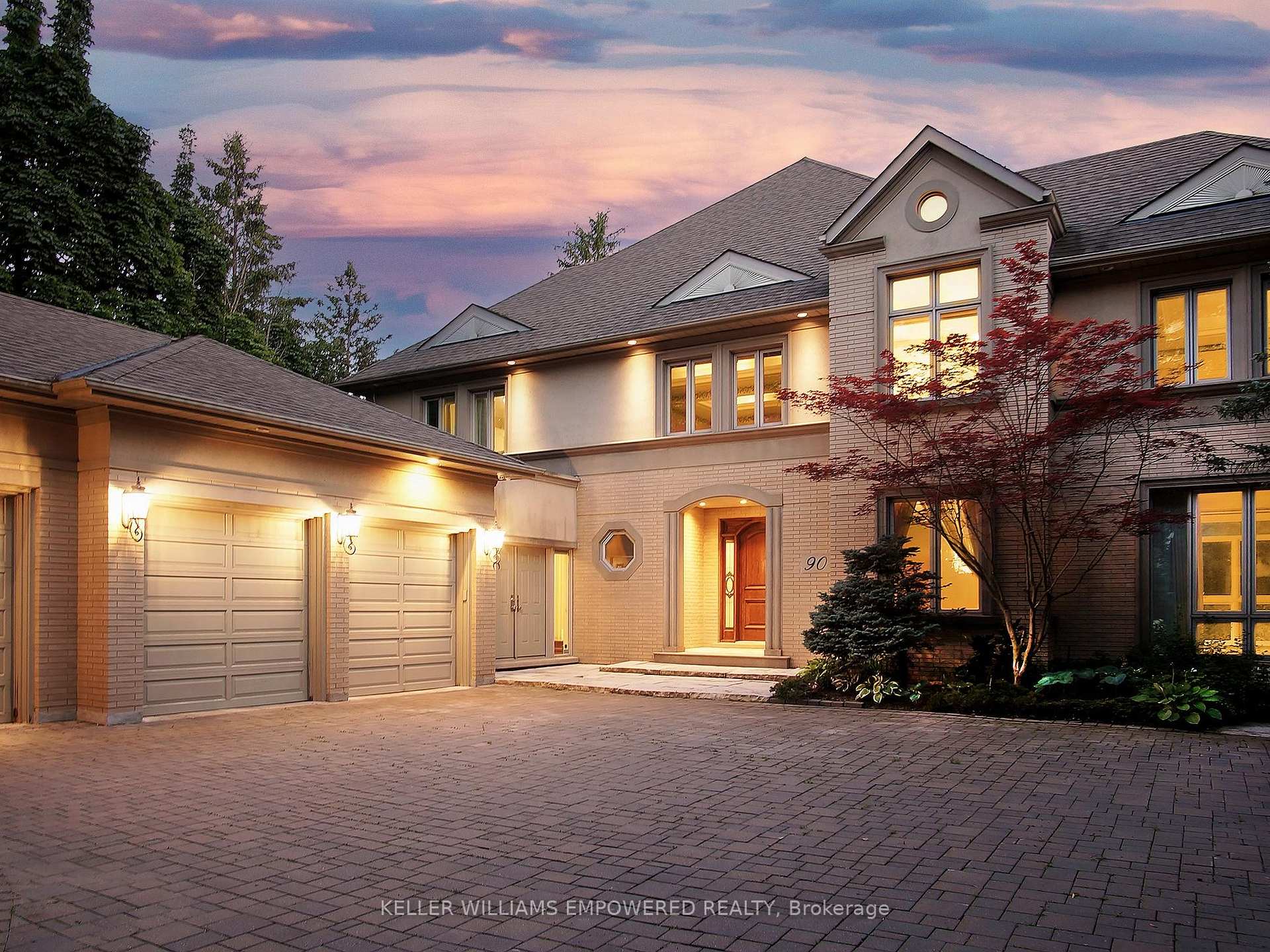 Photo 9 of 90 Humberview Drive, Vaughan, Islington Woods — HOMEH