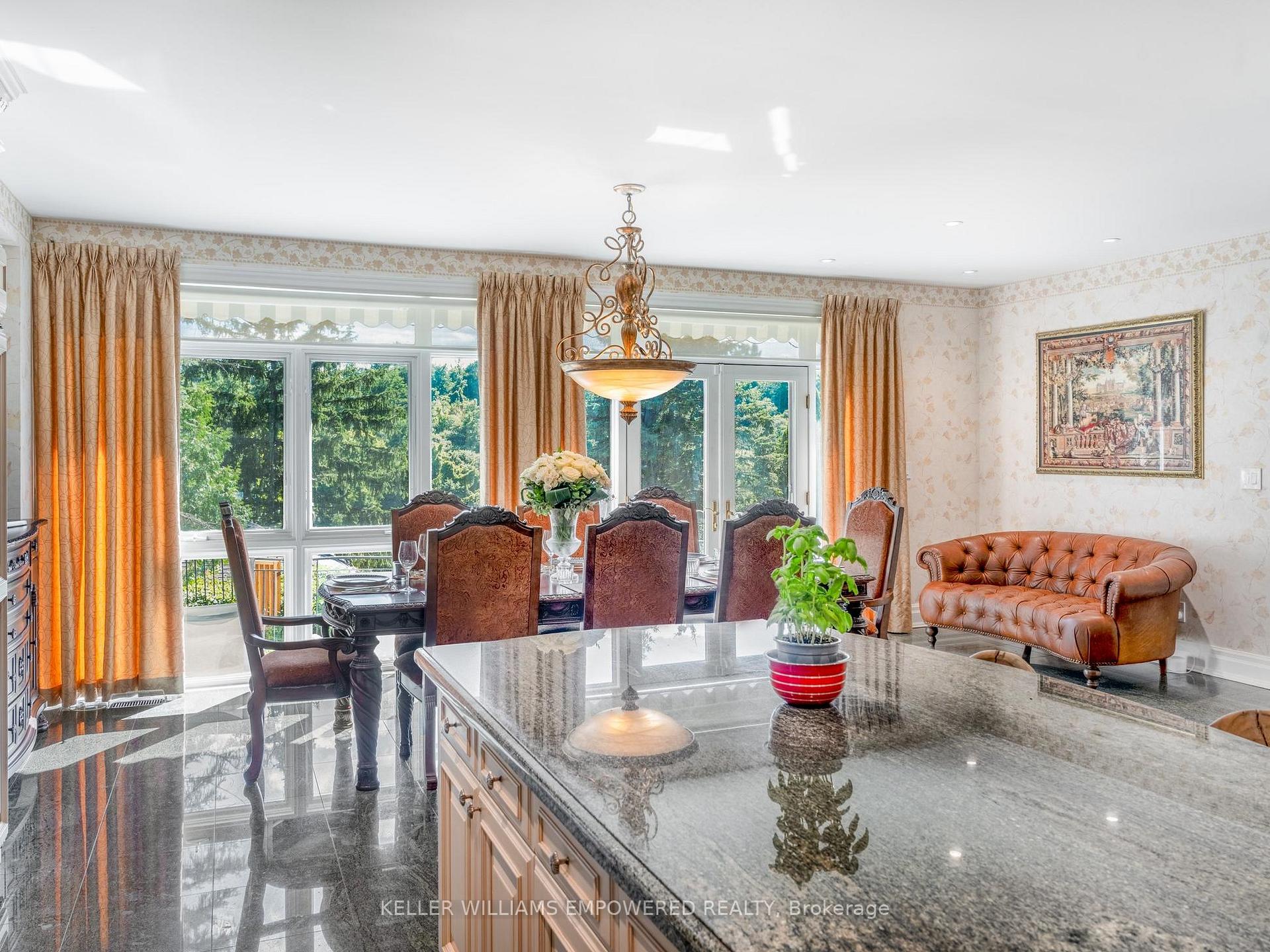 Photo 21 of 90 Humberview Drive, Vaughan, Islington Woods — HOMEH