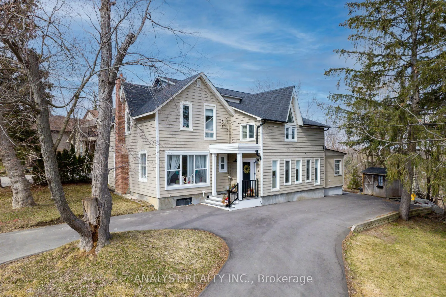 Photo 1 of 9 Napier Street, Vaughan, Kleinburg — HOMEH