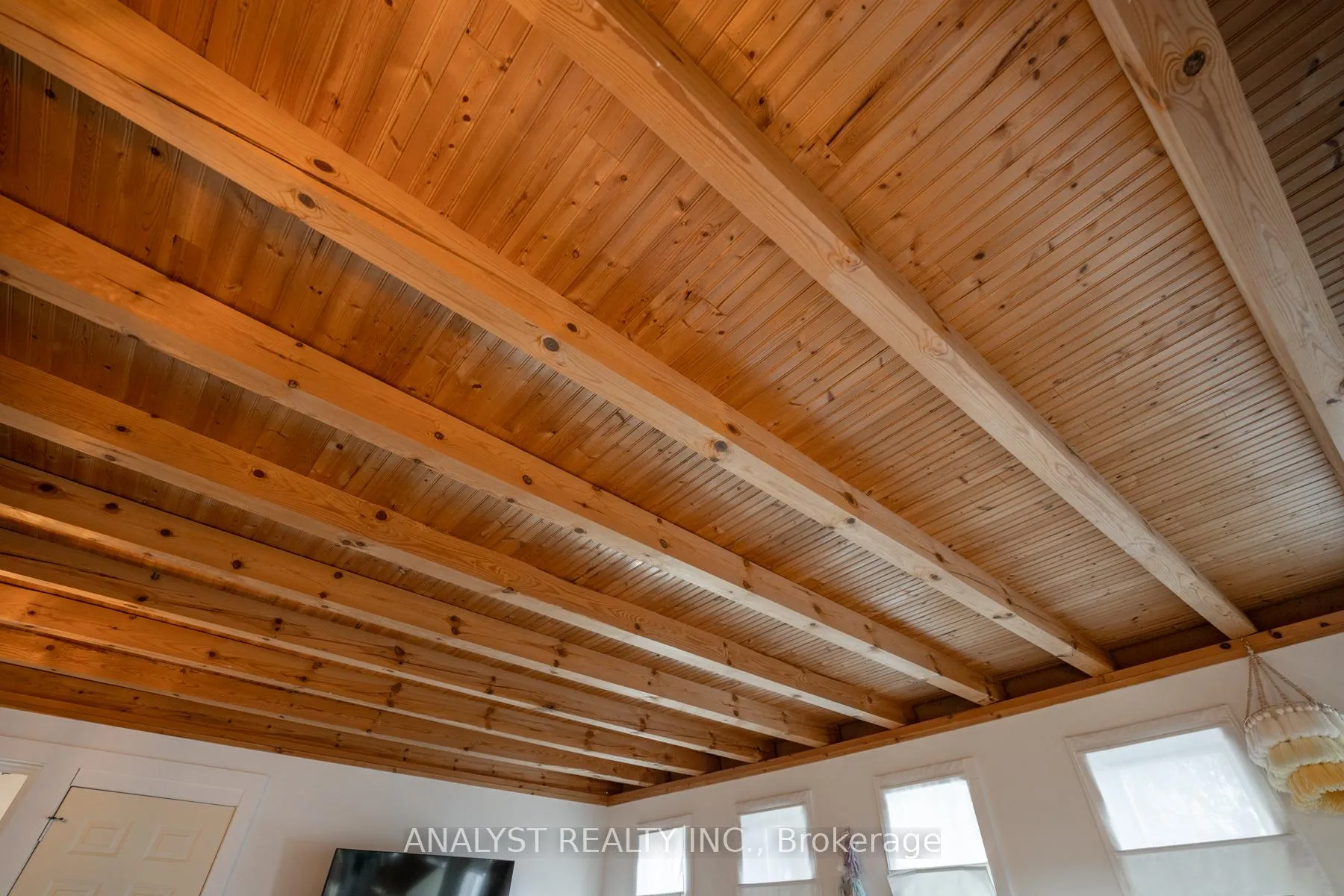Photo 8 of 9 Napier Street, Vaughan, Kleinburg — HOMEH