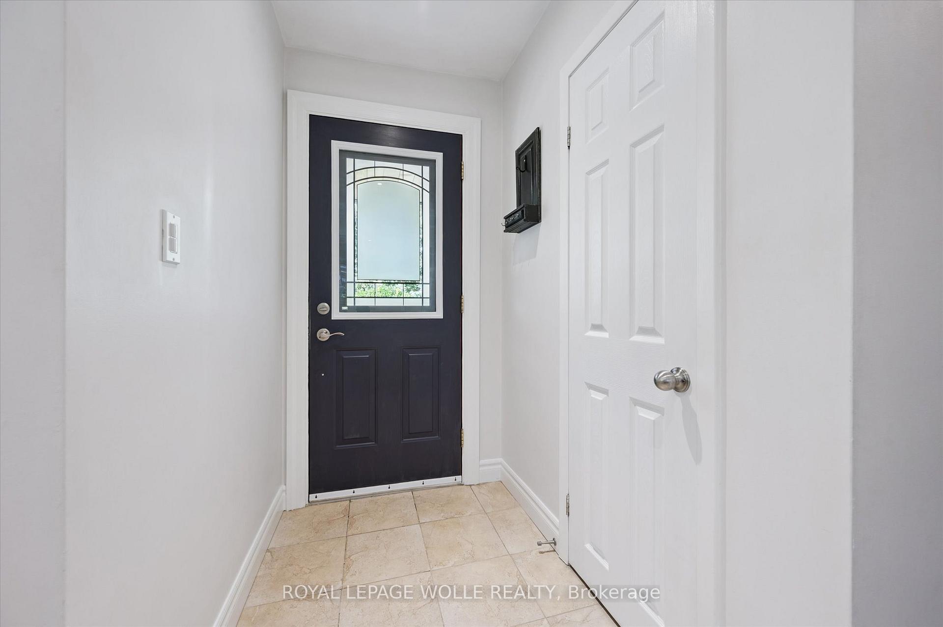 Photo 6 of 89 Mayfield Avenue, Waterloo — HOMEH