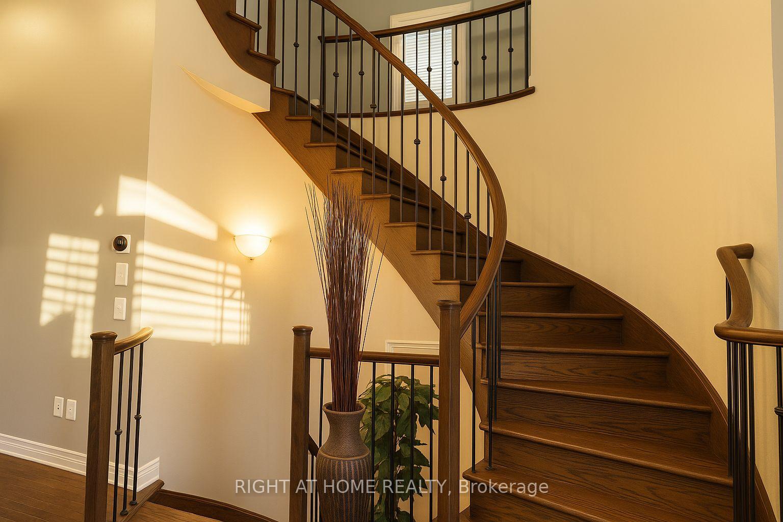 Photo 10 of 42 Shepstone Drive, Ajax, Northeast Ajax — HOMEH