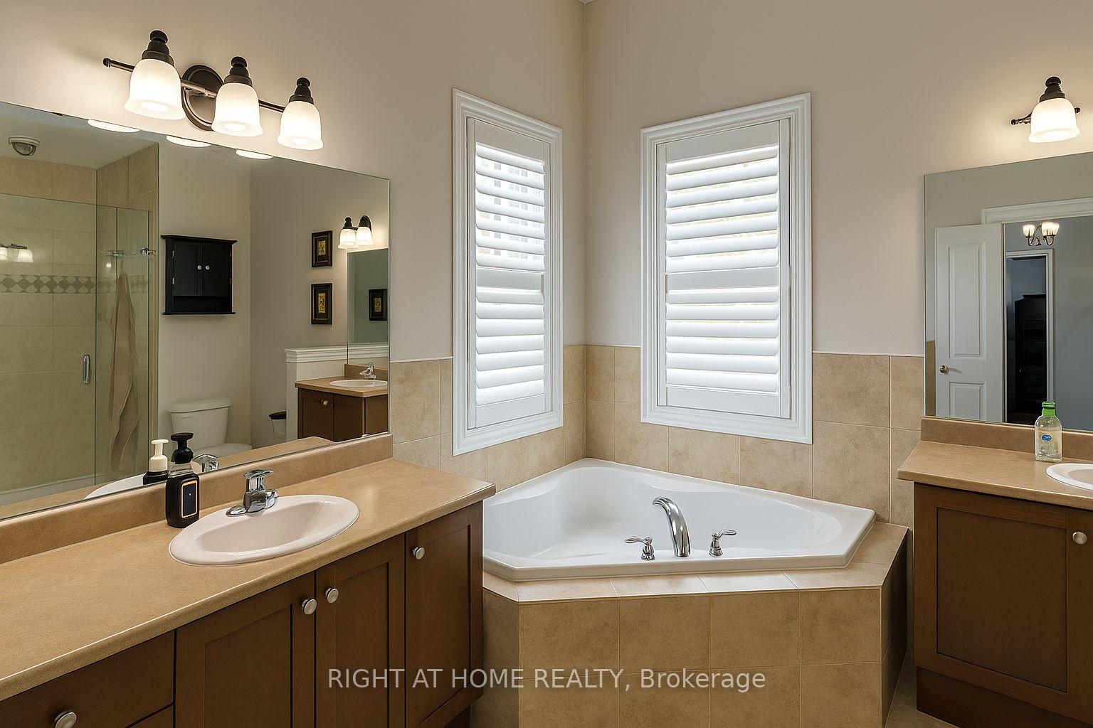 Photo 16 of 42 Shepstone Drive, Ajax, Northeast Ajax — HOMEH