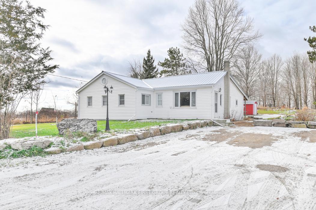 Photo 2 of 4601 Highway 37, Tweed, Hungerford (Twp) — HOMEH