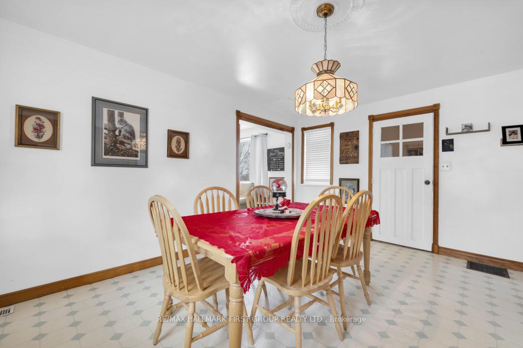 Photo 13 of 4601 Highway 37, Tweed, Hungerford (Twp) — HOMEH