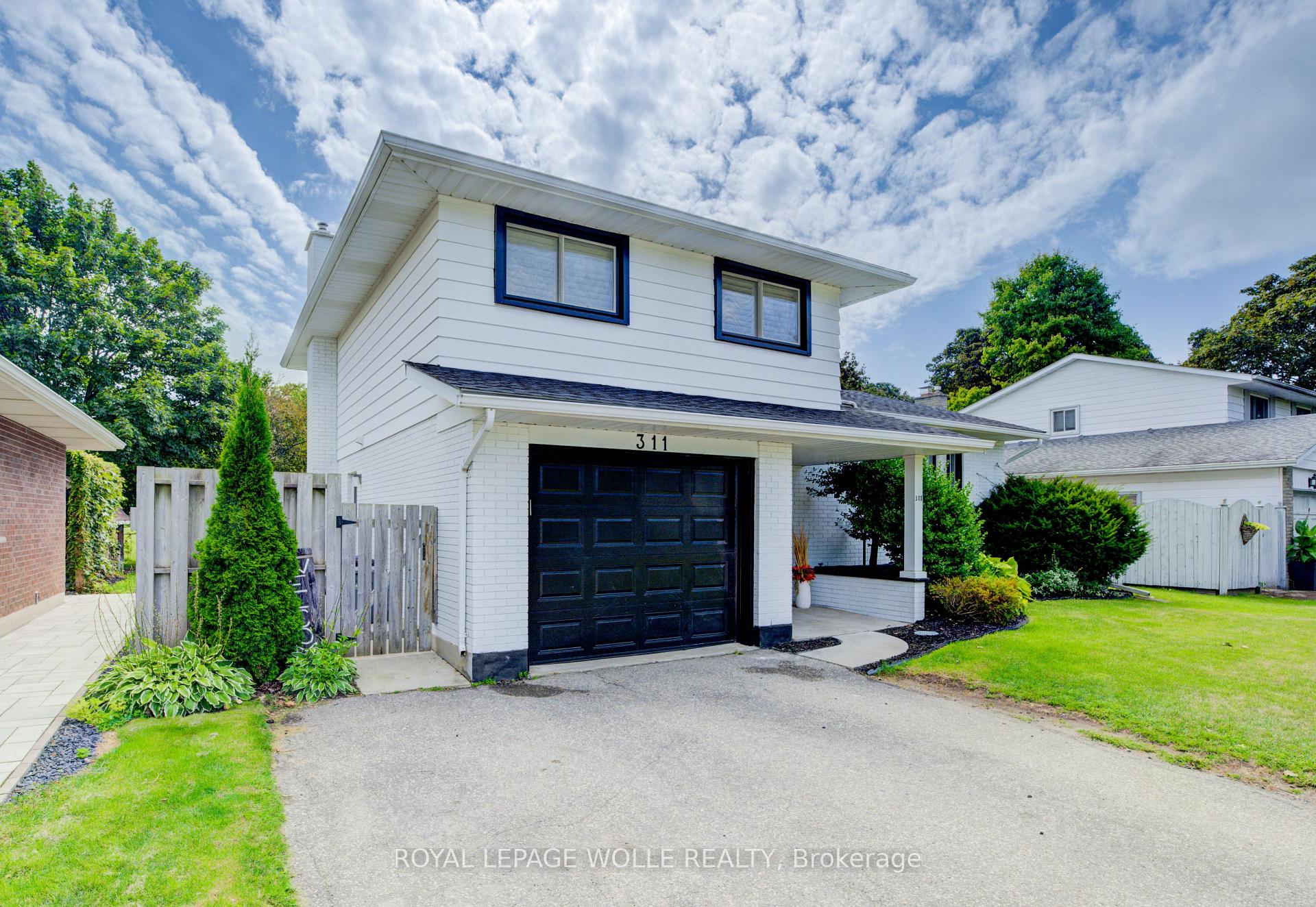Photo 2 of 311 Sandowne Drive, Waterloo — HOMEH