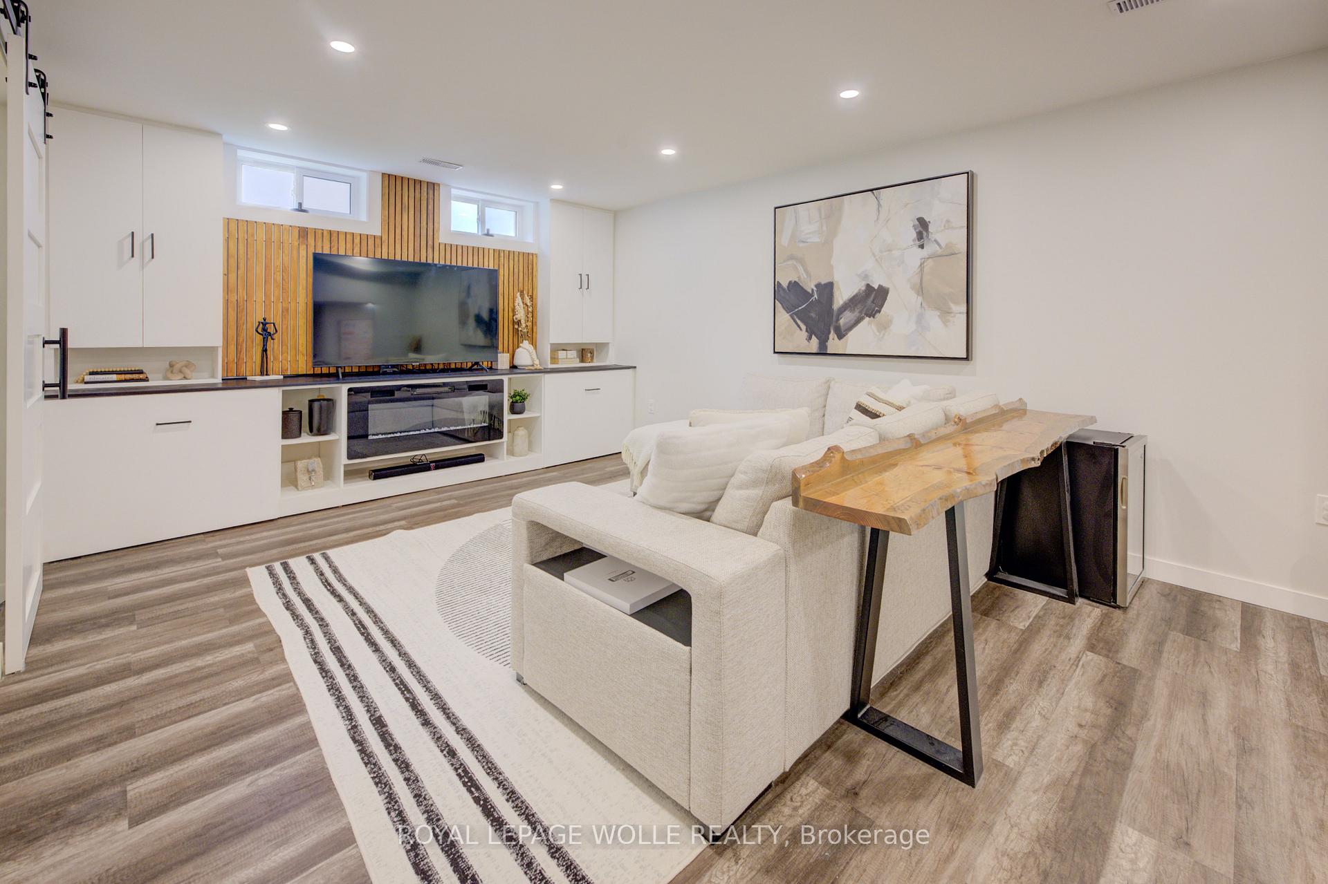 Photo 21 of 311 Sandowne Drive, Waterloo — HOMEH