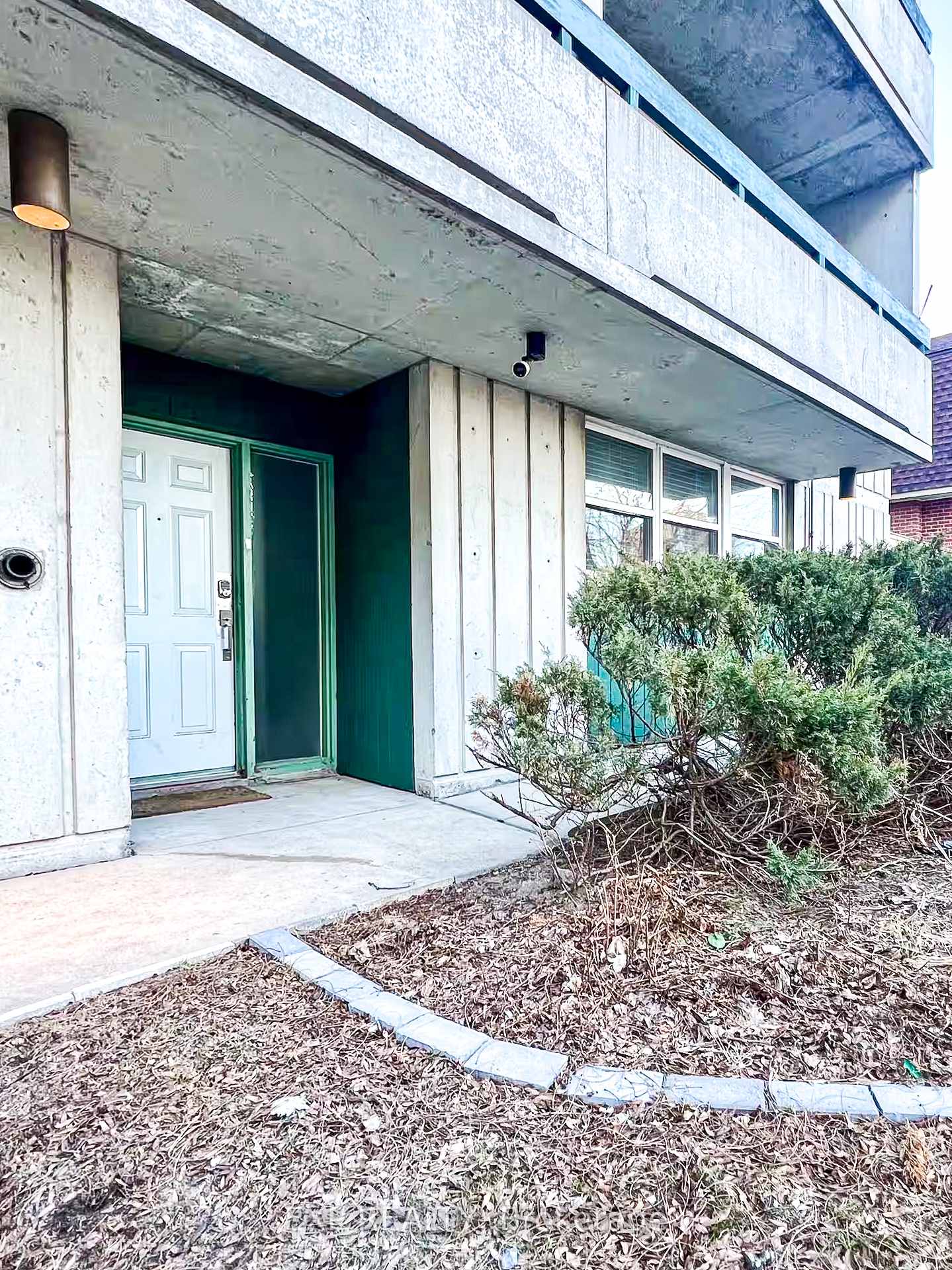 Front of Unit G1, 51 Cambridge Street N