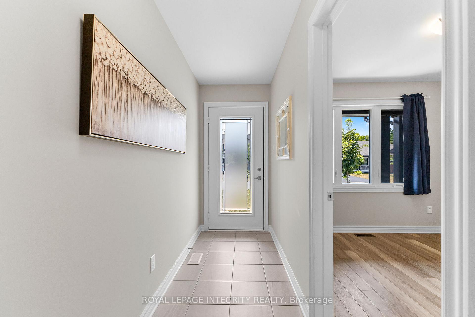 Photo 3 of 29 Morgan Clouthier Way, Arnprior — HOMEH