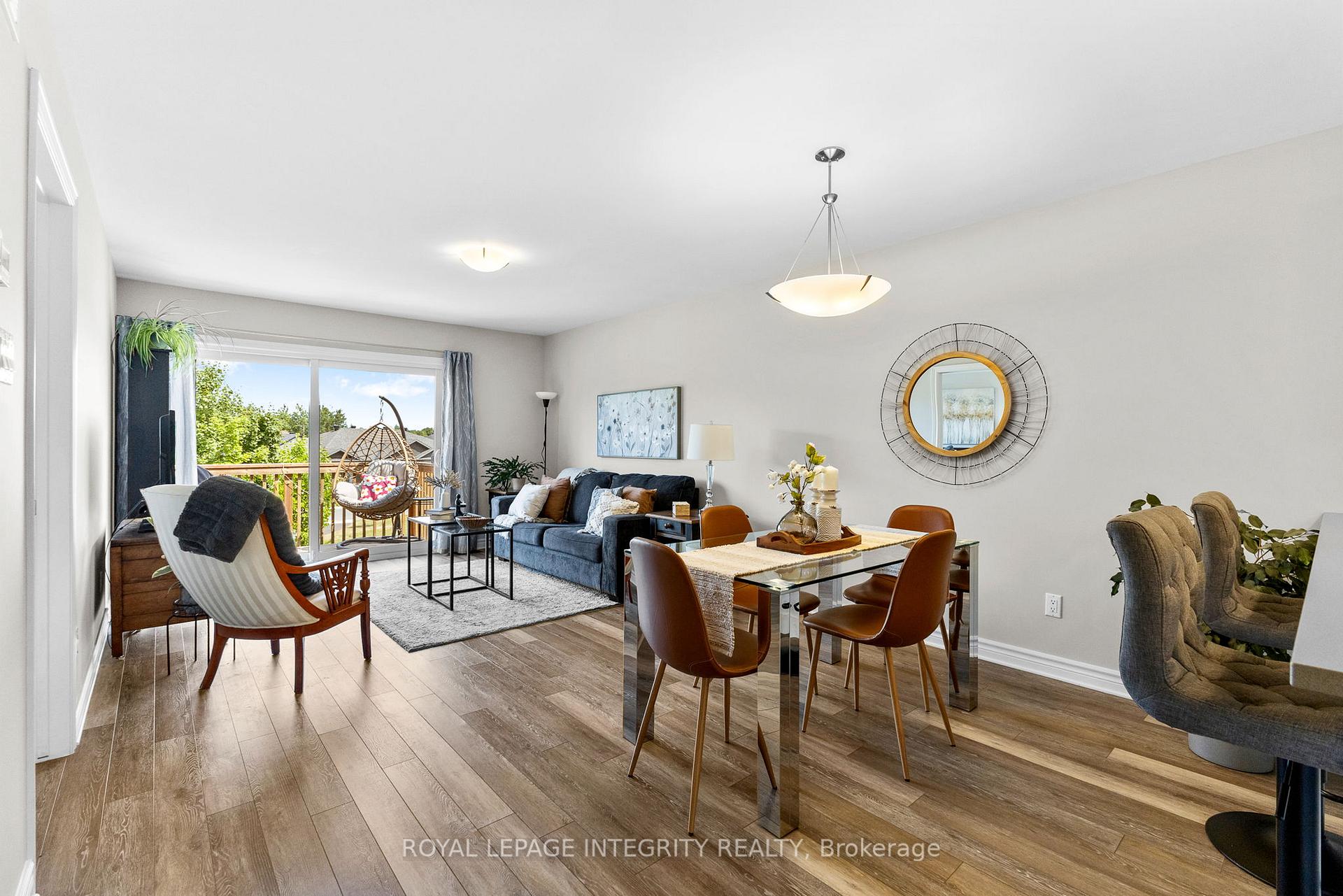 Photo 8 of 29 Morgan Clouthier Way, Arnprior — HOMEH