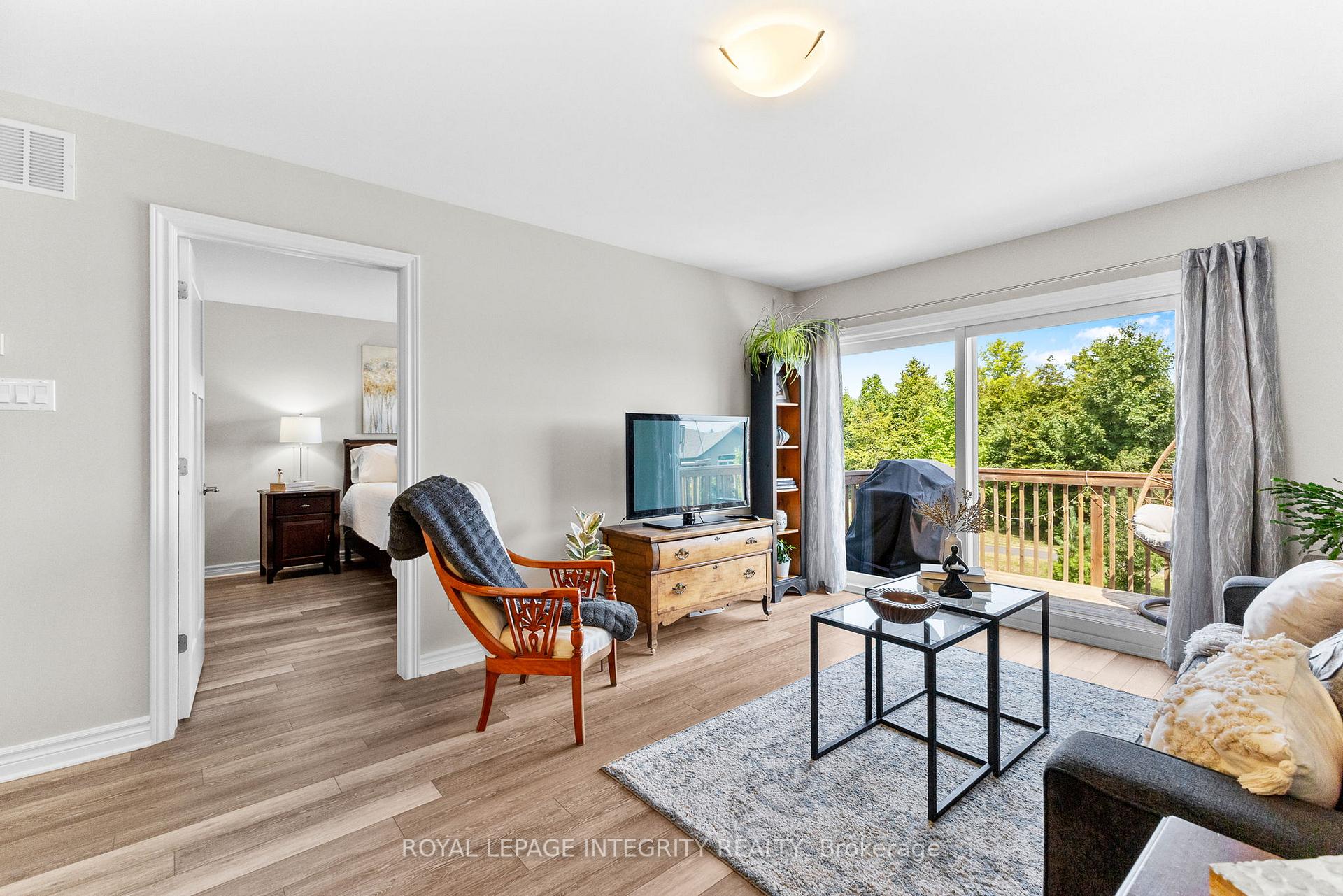 Photo 16 of 29 Morgan Clouthier Way, Arnprior — HOMEH
