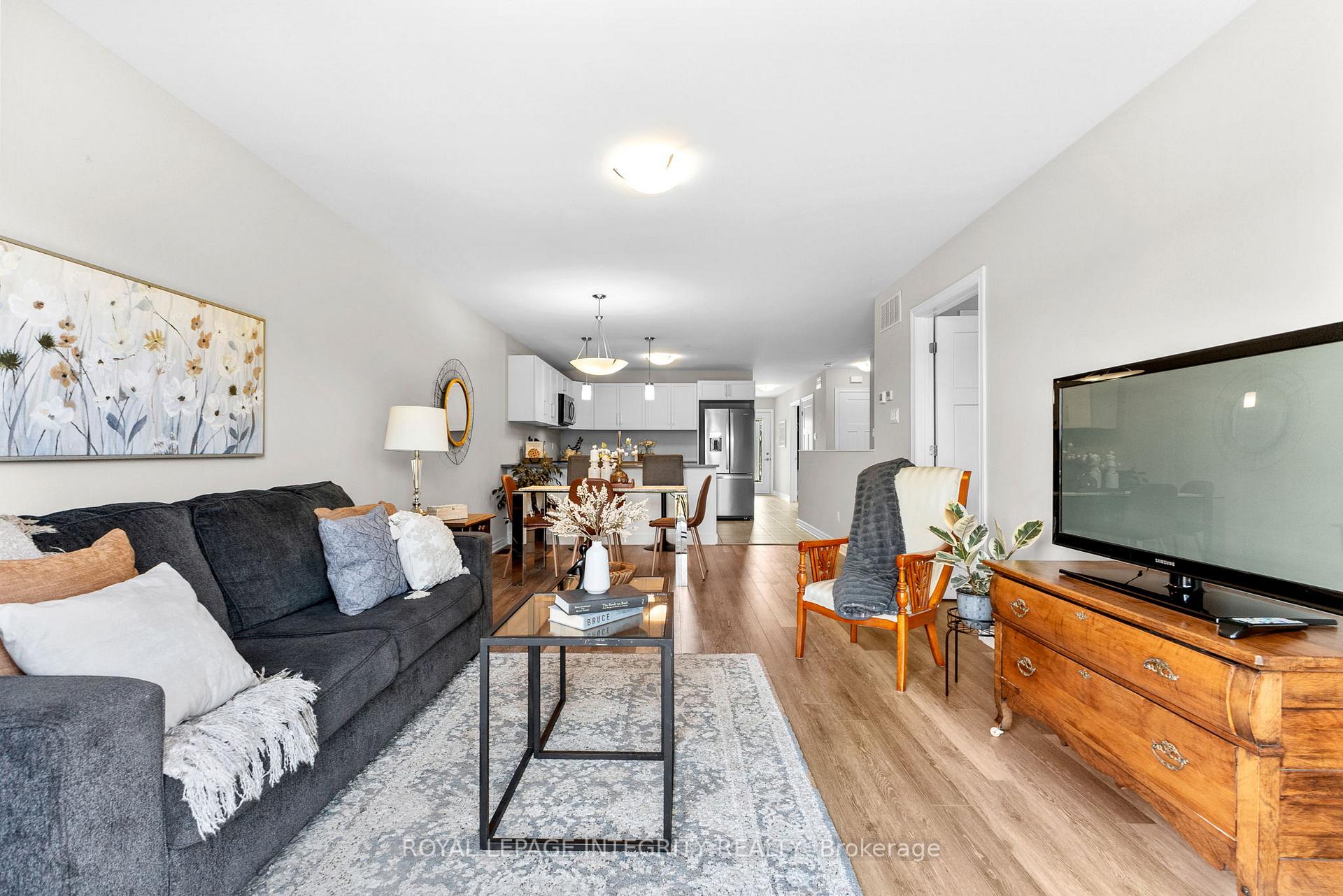 Photo 21 of 29 Morgan Clouthier Way, Arnprior — HOMEH