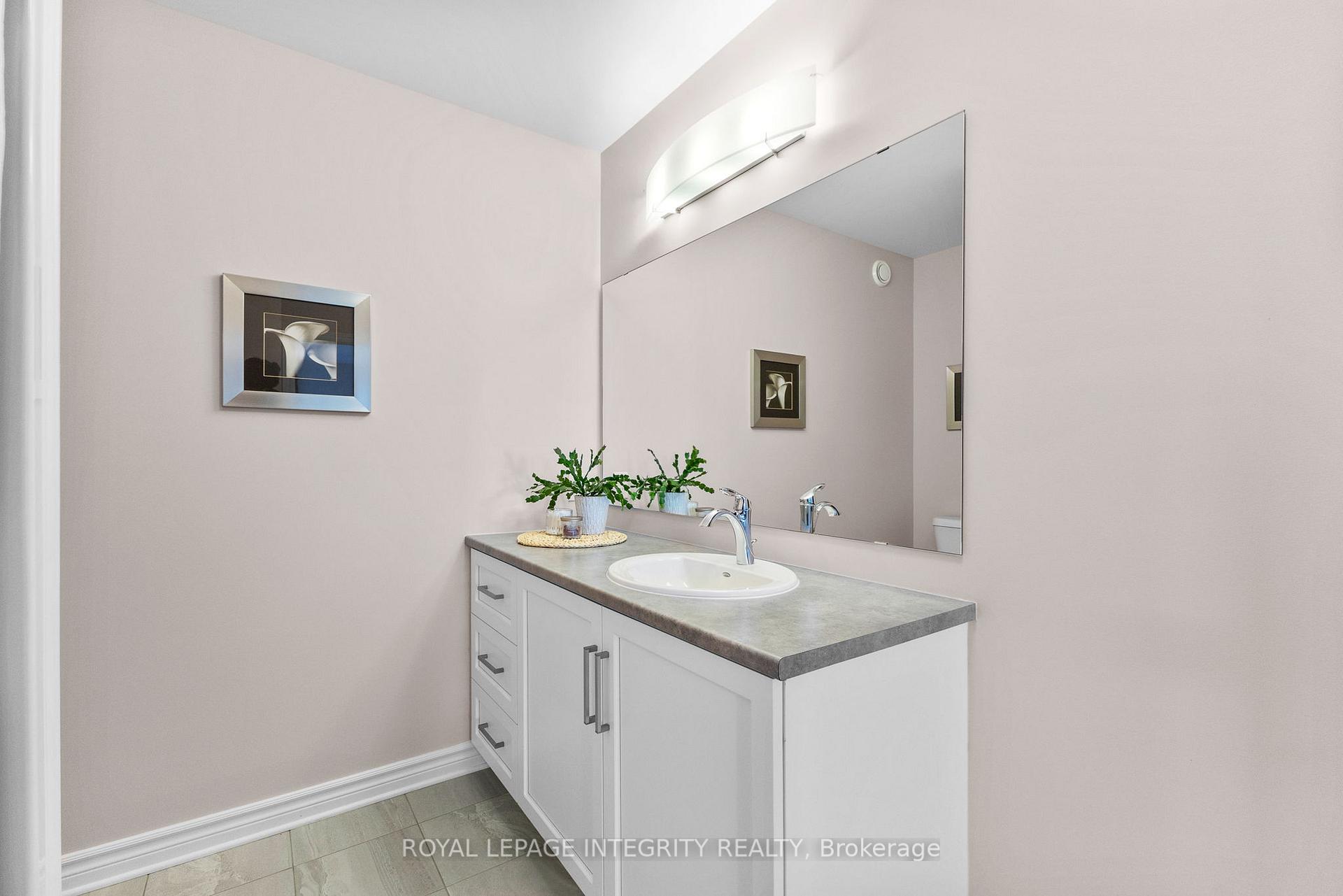 Photo 22 of 29 Morgan Clouthier Way, Arnprior — HOMEH