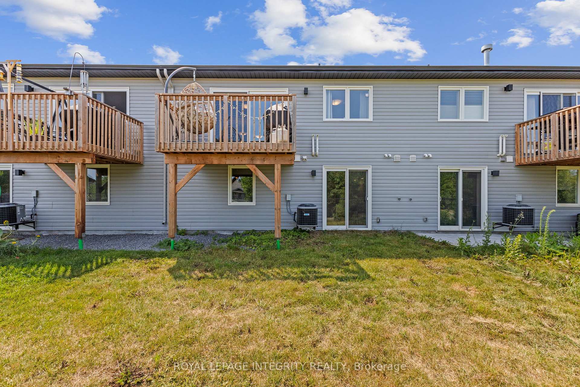 Photo 33 of 29 Morgan Clouthier Way, Arnprior — HOMEH