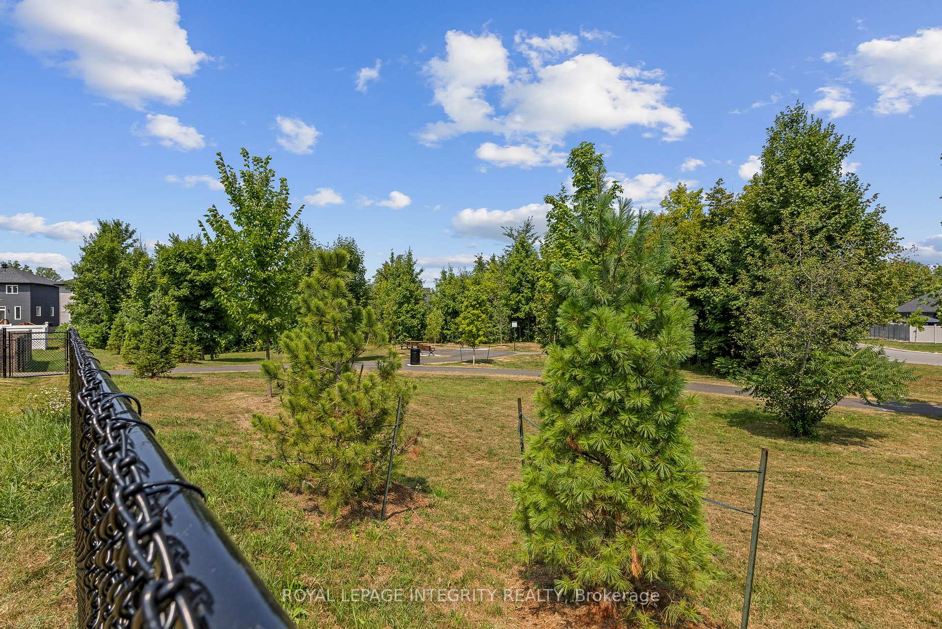 Photo 38 of 29 Morgan Clouthier Way, Arnprior — HOMEH