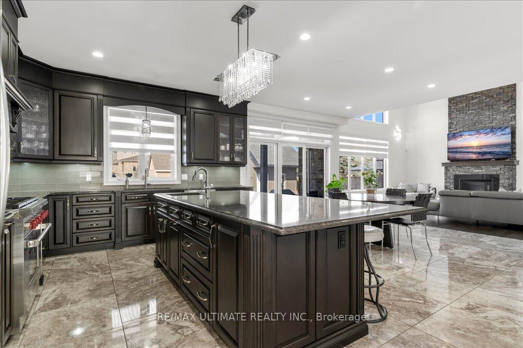 Photo 7 of 255 Colbeck Drive, Welland, Coyle Creek — HOMEH