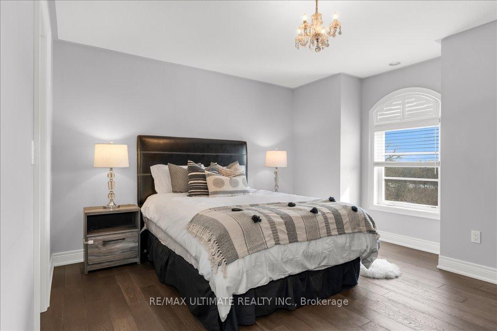 Photo 17 of 255 Colbeck Drive, Welland, Coyle Creek — HOMEH