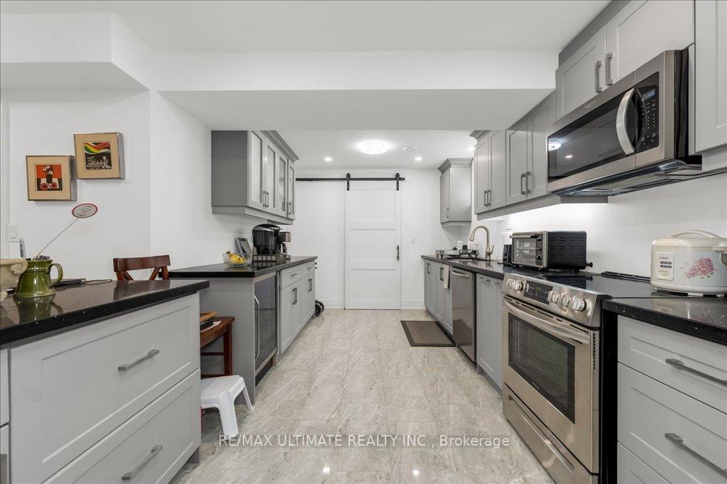 Photo 23 of 255 Colbeck Drive, Welland, Coyle Creek — HOMEH