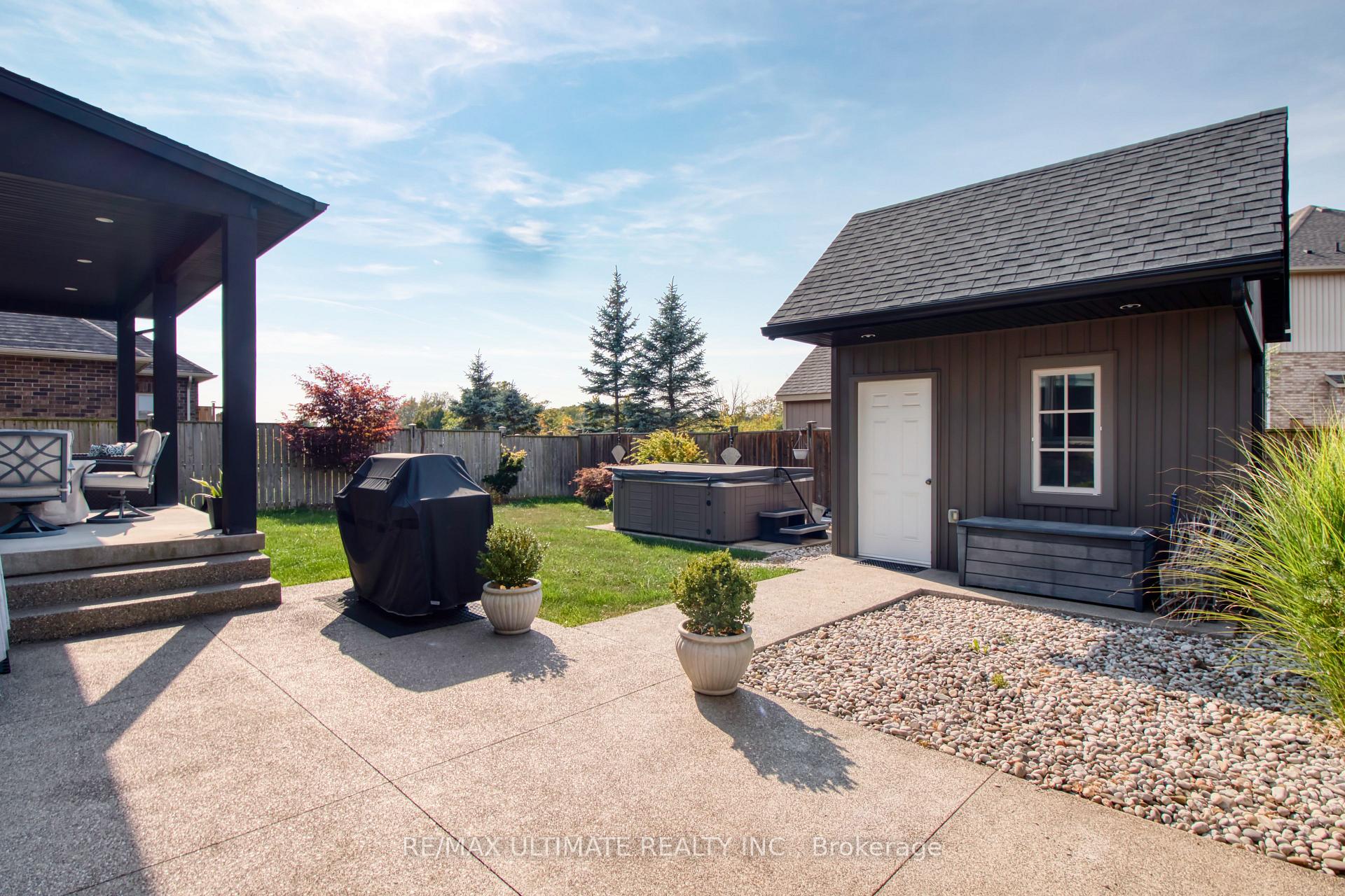 Photo 28 of 255 Colbeck Drive, Welland, Coyle Creek — HOMEH