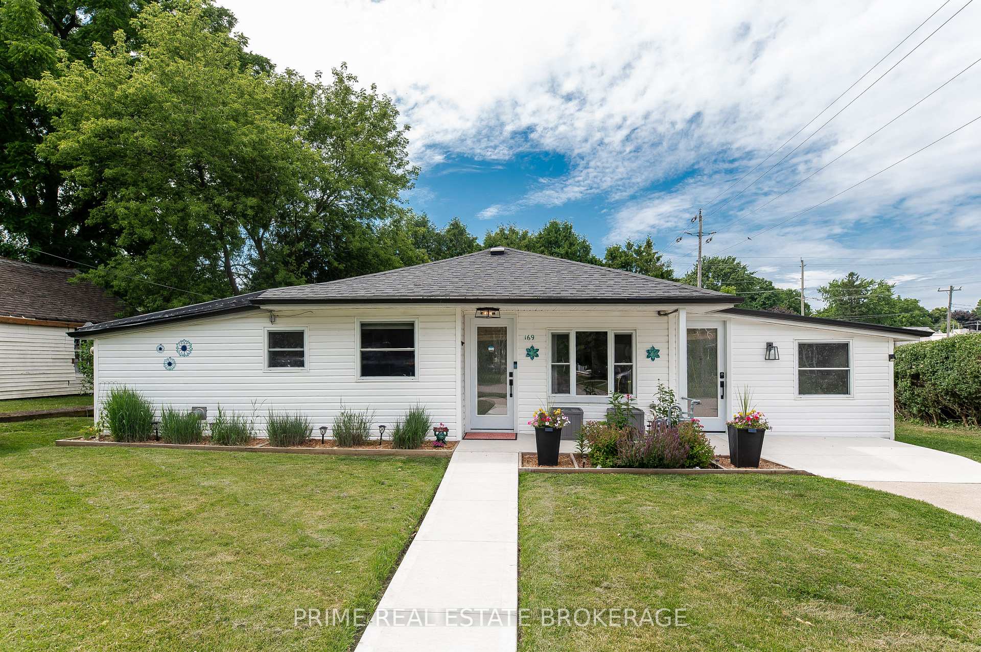 Photo 1 of 169 Harper Street, West Elgin, Rodney — HOMEH