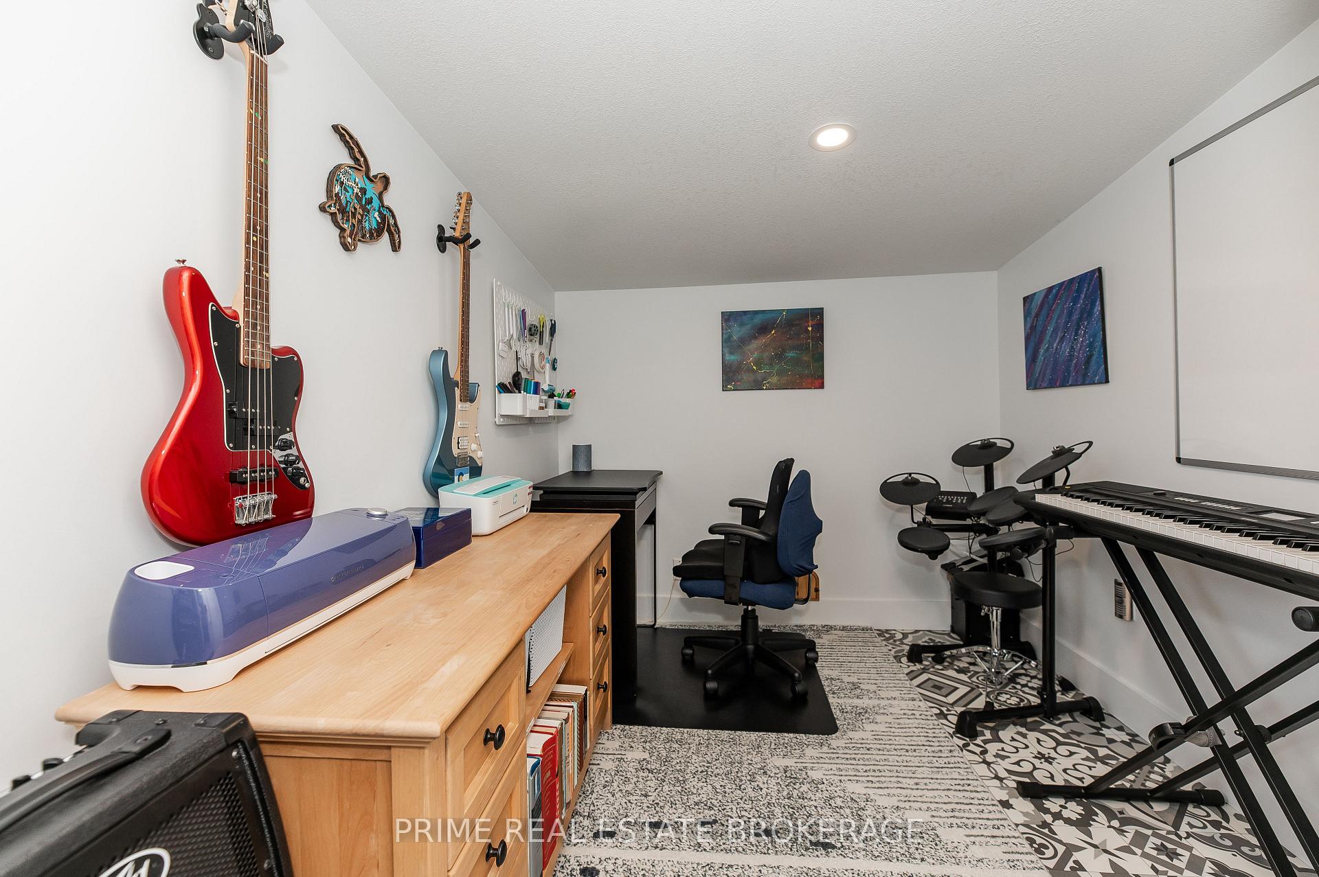 Photo 21 of 169 Harper Street, West Elgin, Rodney — HOMEH