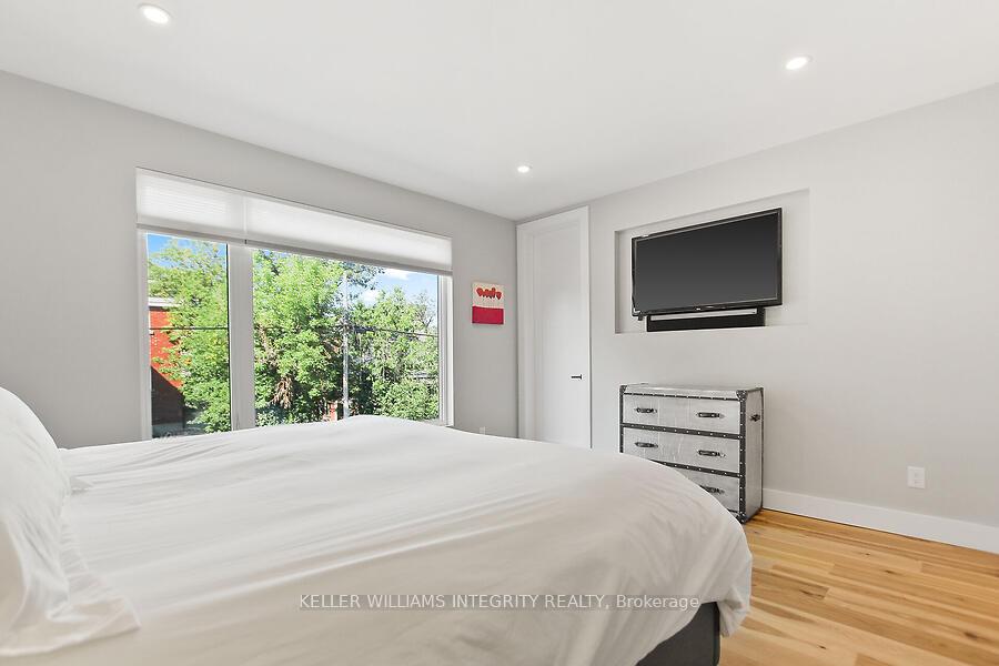 Photo 4 of Unit D, 84 Carruthers Avenue, Ottawa, Mechanicsville — HOMEH